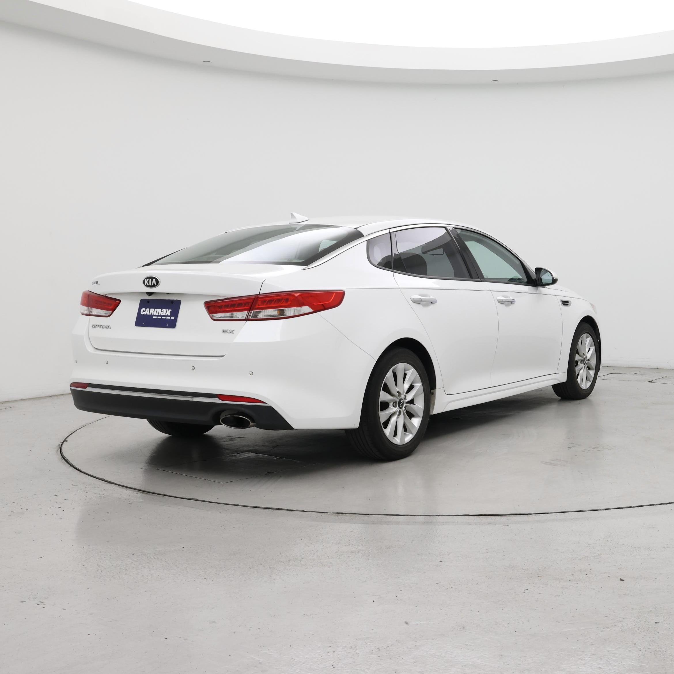 Thumbnail: 2018 Kia Optima - 8
