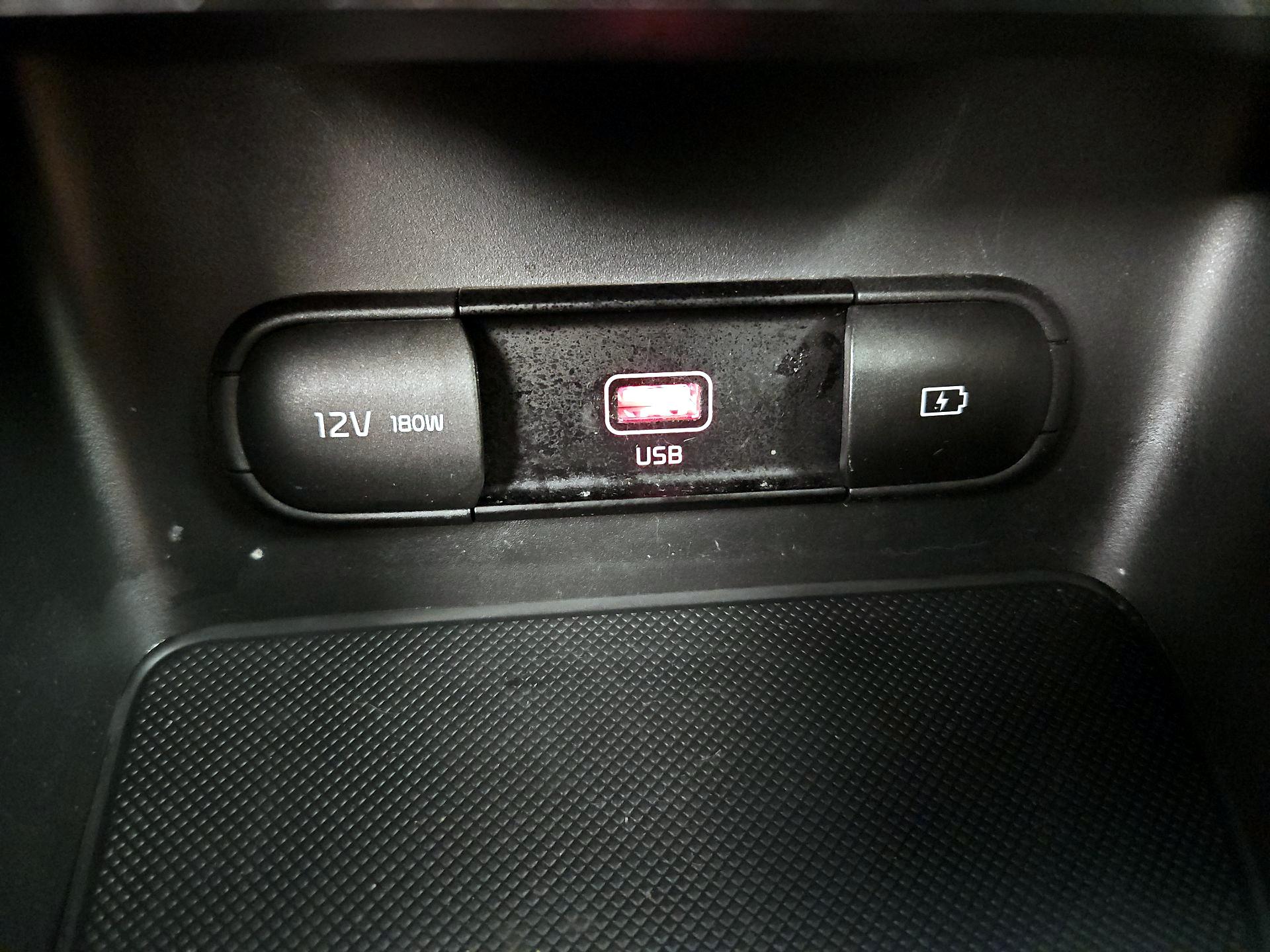 Thumbnail: 2021 Kia Sportage - 18