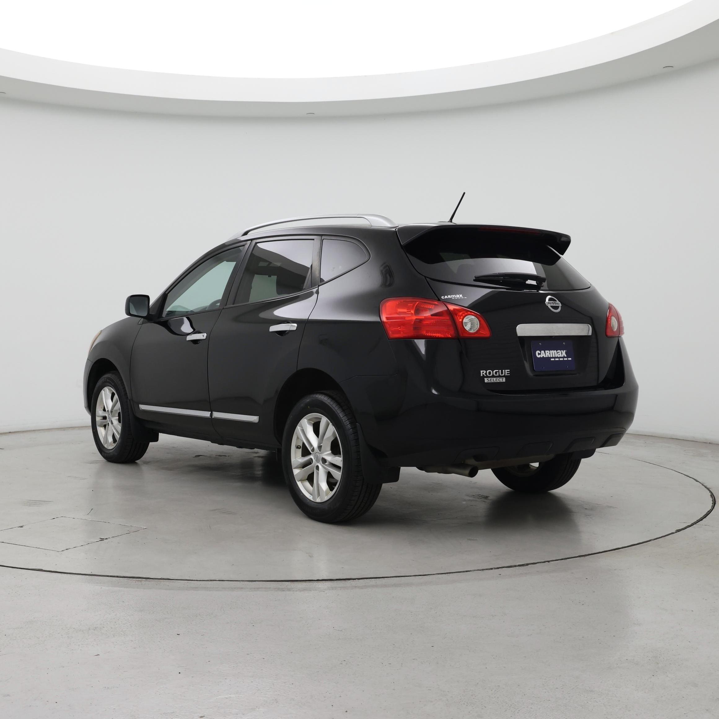 Thumbnail: 2015 Nissan Rogue - 2
