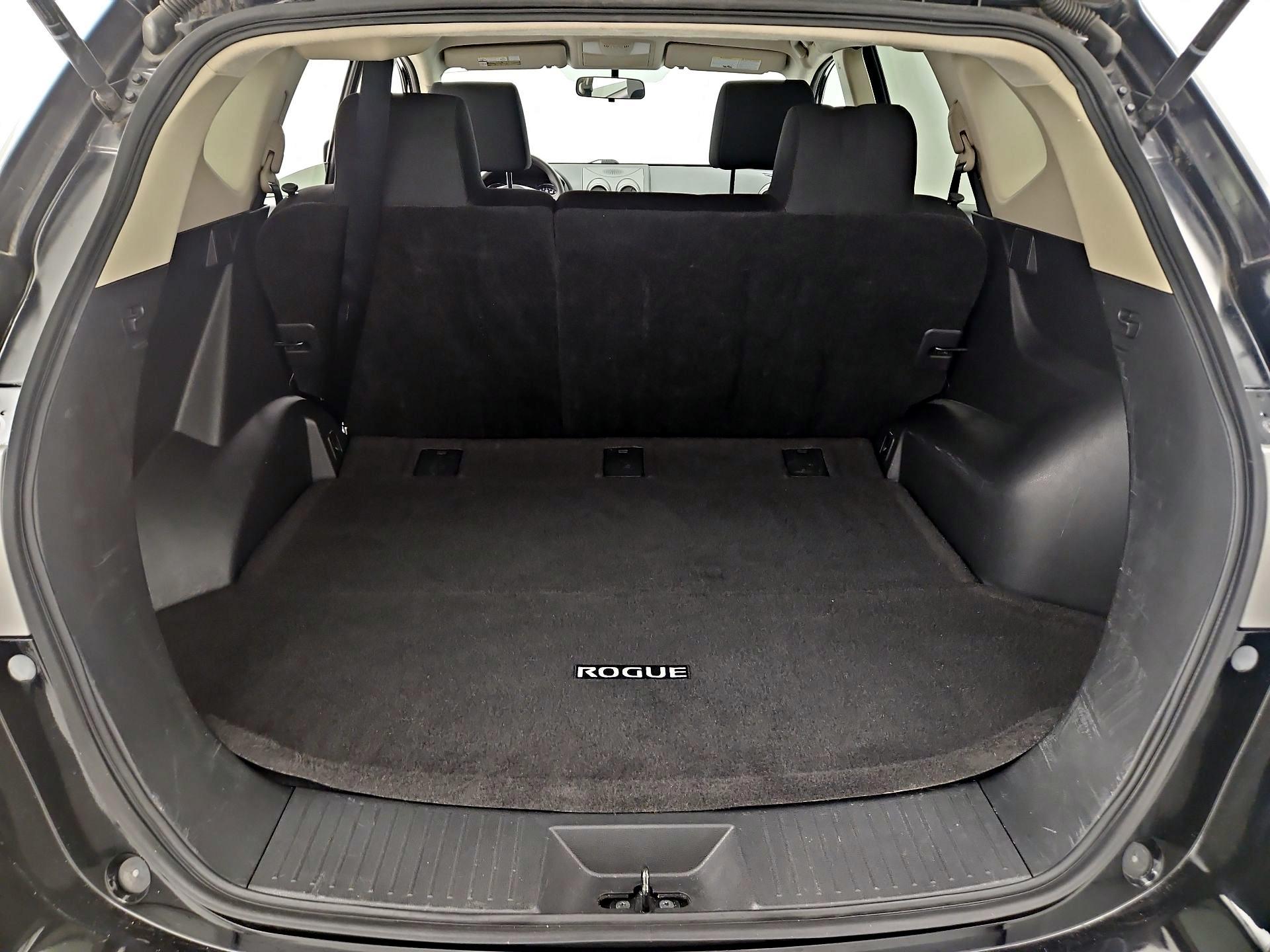 Thumbnail: 2015 Nissan Rogue - 20