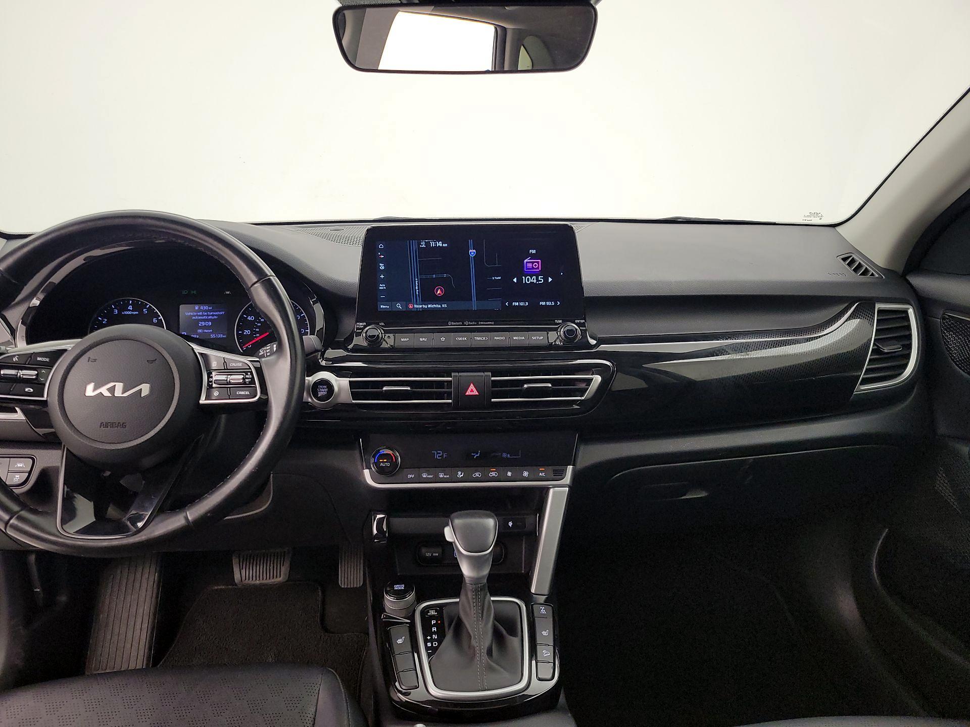 Thumbnail: 2023 Kia Seltos - 9