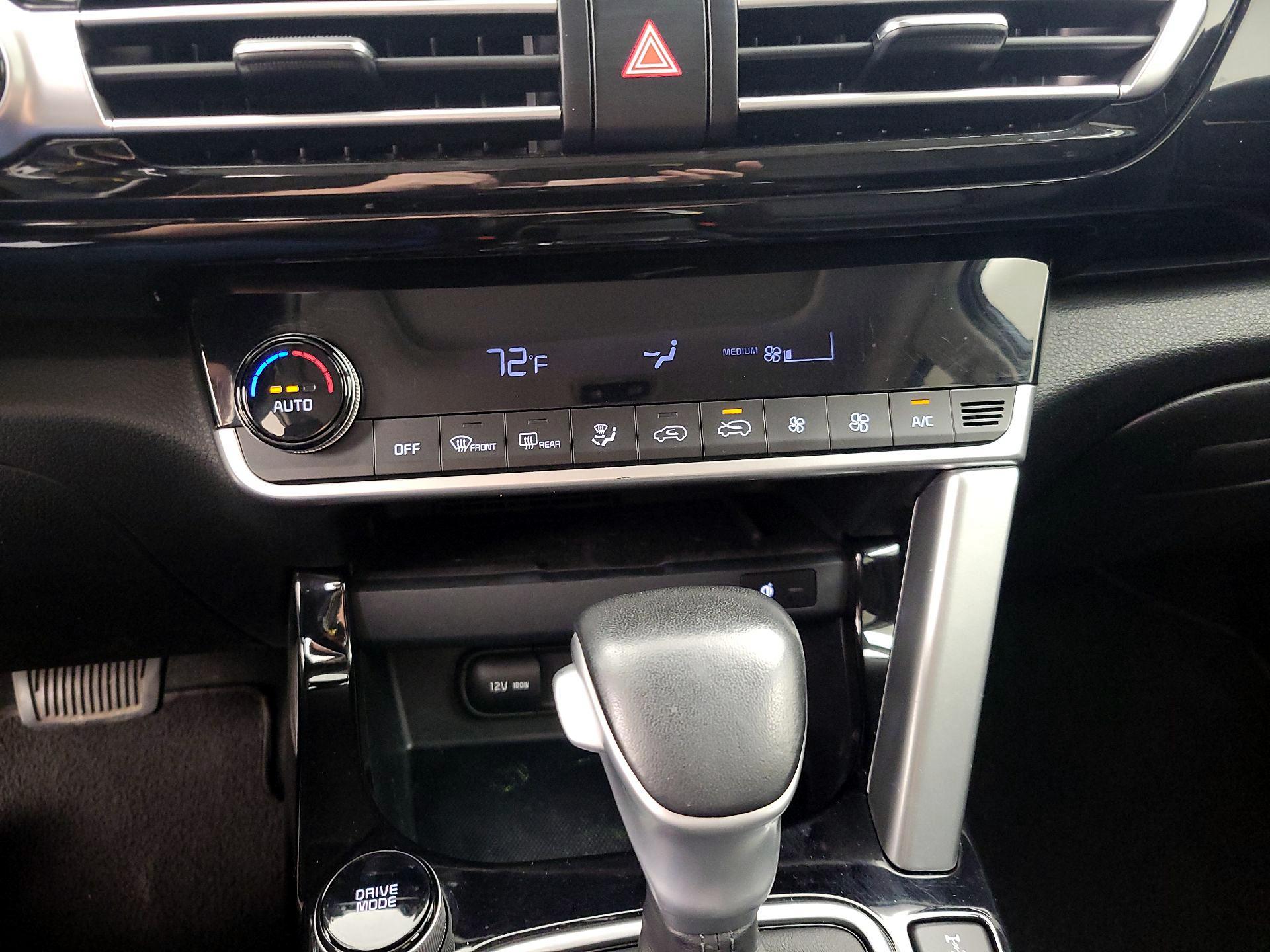 Thumbnail: 2023 Kia Seltos - 17