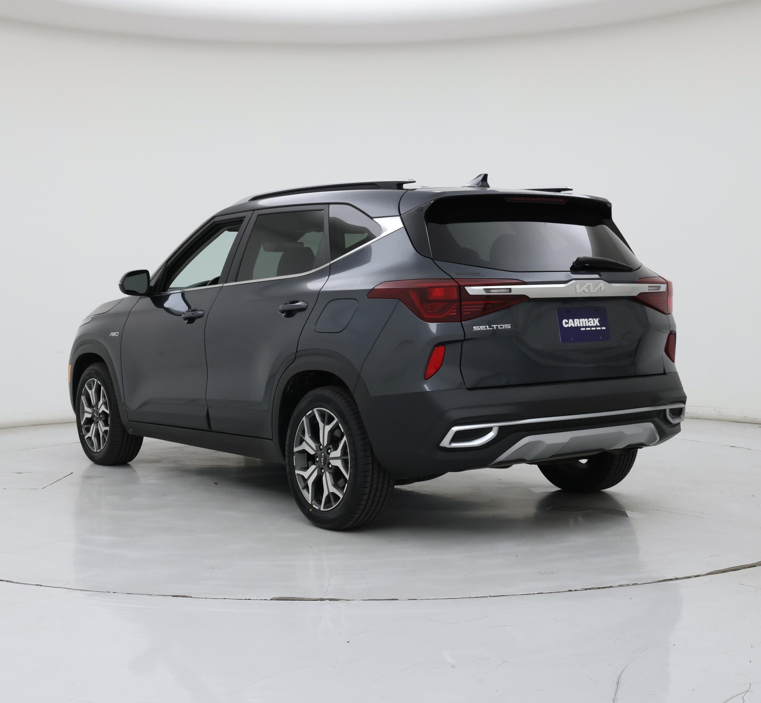 Thumbnail: 2023 Kia Seltos - 2