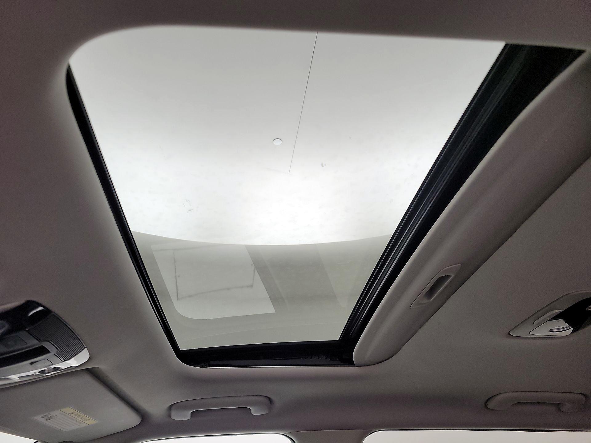 Thumbnail: 2023 Kia Seltos - 20