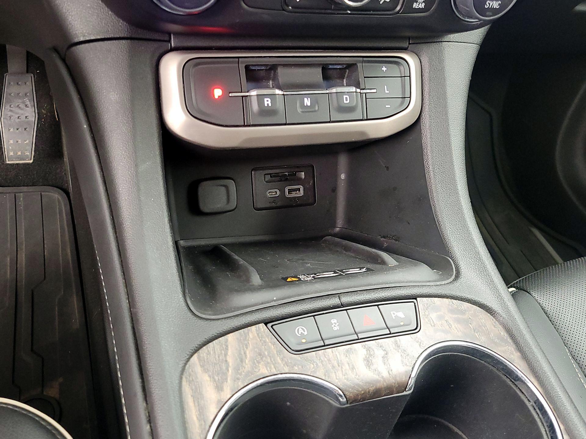 Thumbnail: 2023 GMC Acadia - 19