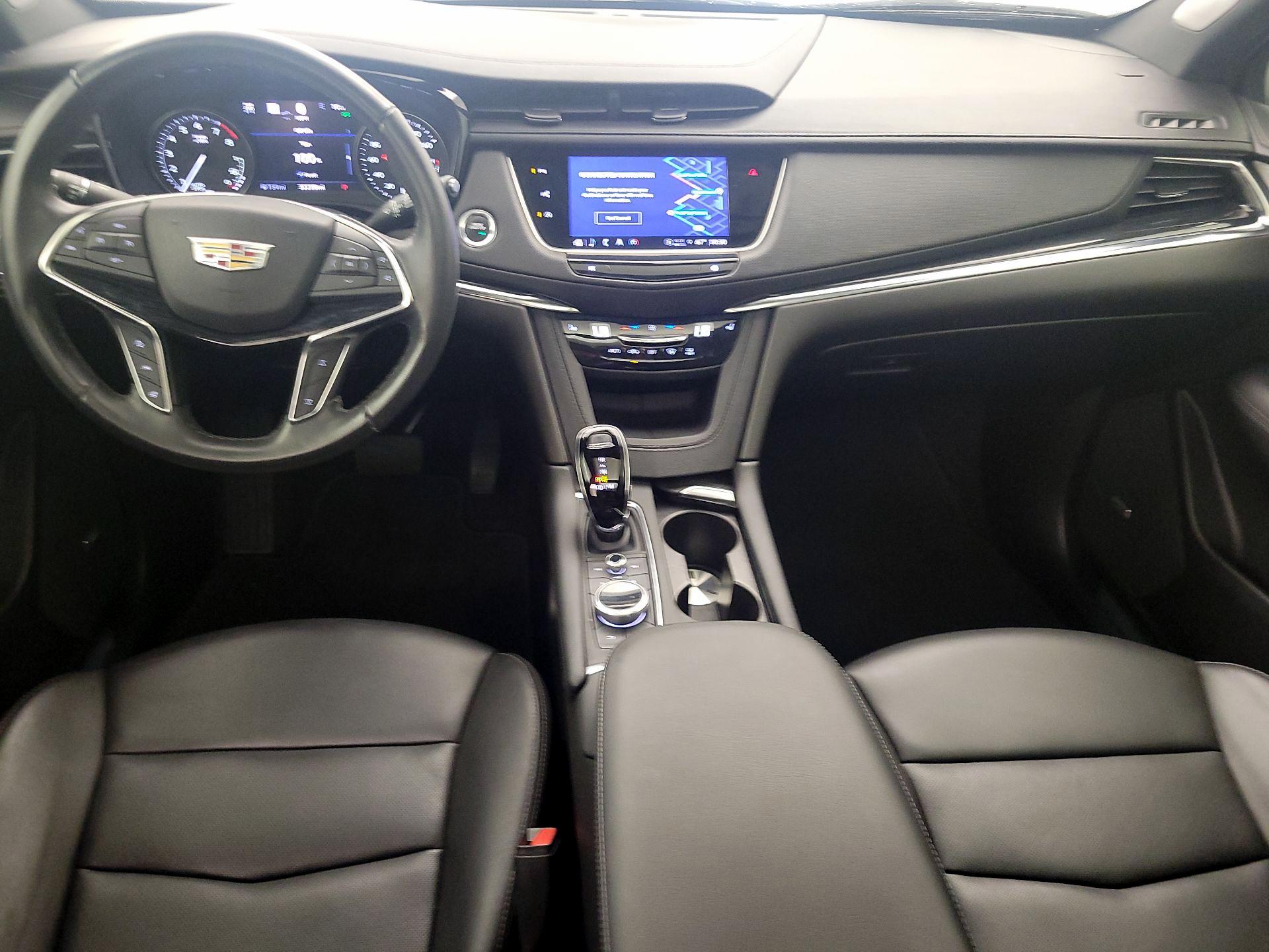 Thumbnail: 2023 Cadillac XT5 - 9