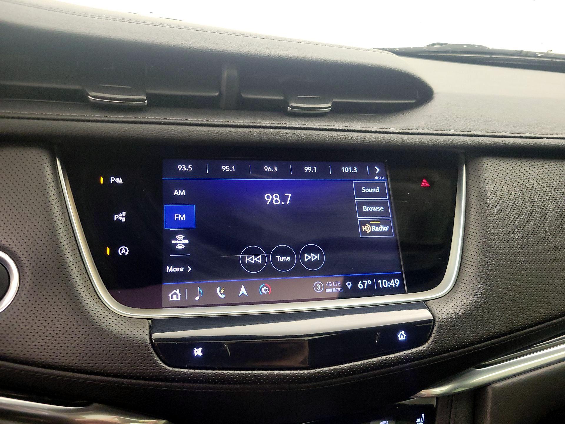 Thumbnail: 2023 Cadillac XT5 - 15