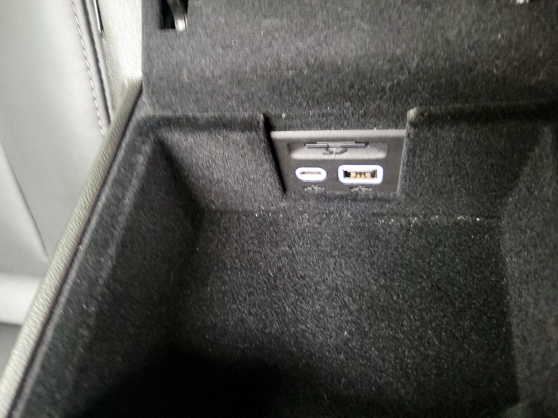 Thumbnail: 2023 Cadillac XT5 - 18