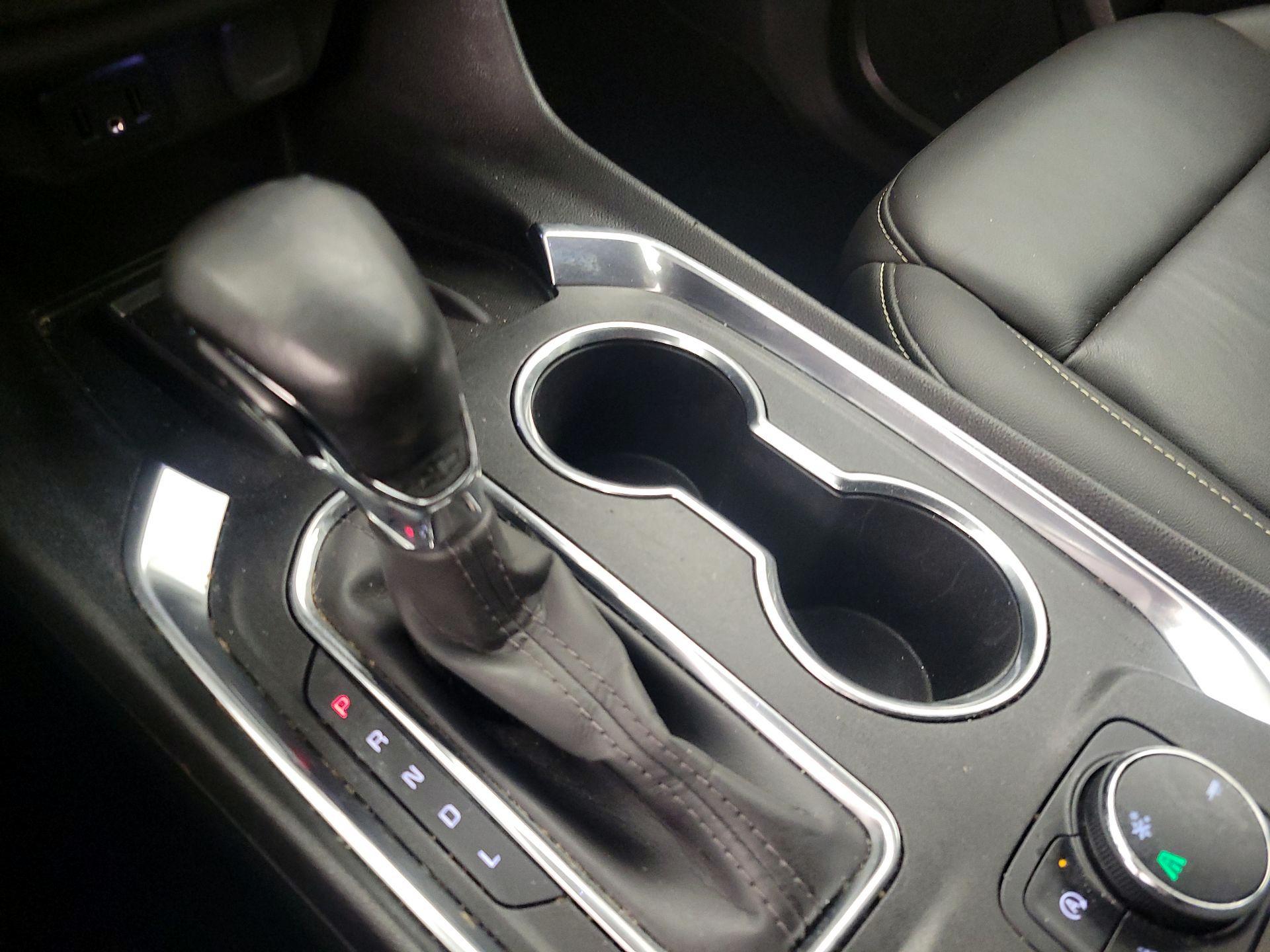 Thumbnail: 2023 Chevrolet Traverse - 17