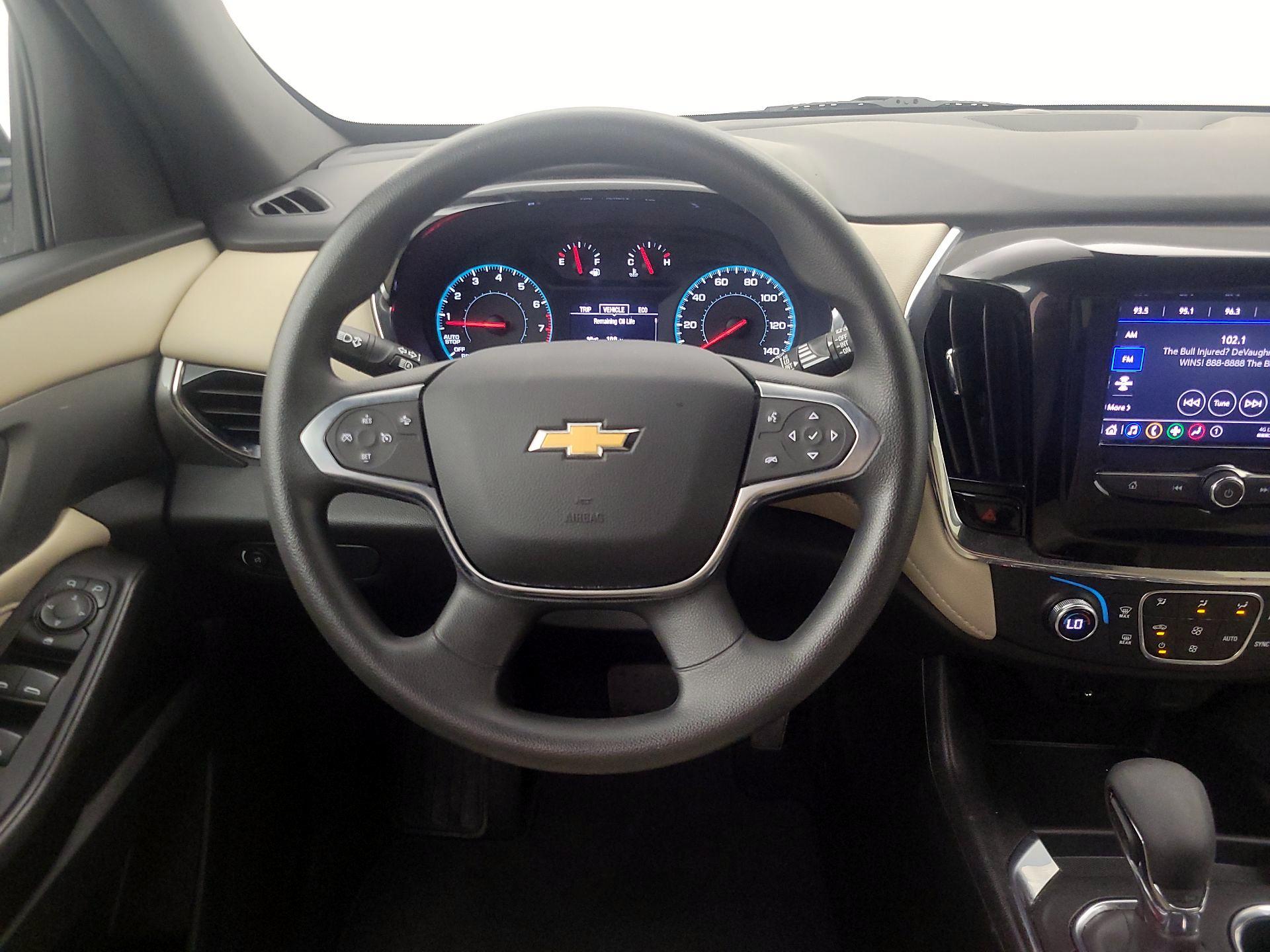 Thumbnail: 2023 Chevrolet Traverse - 10