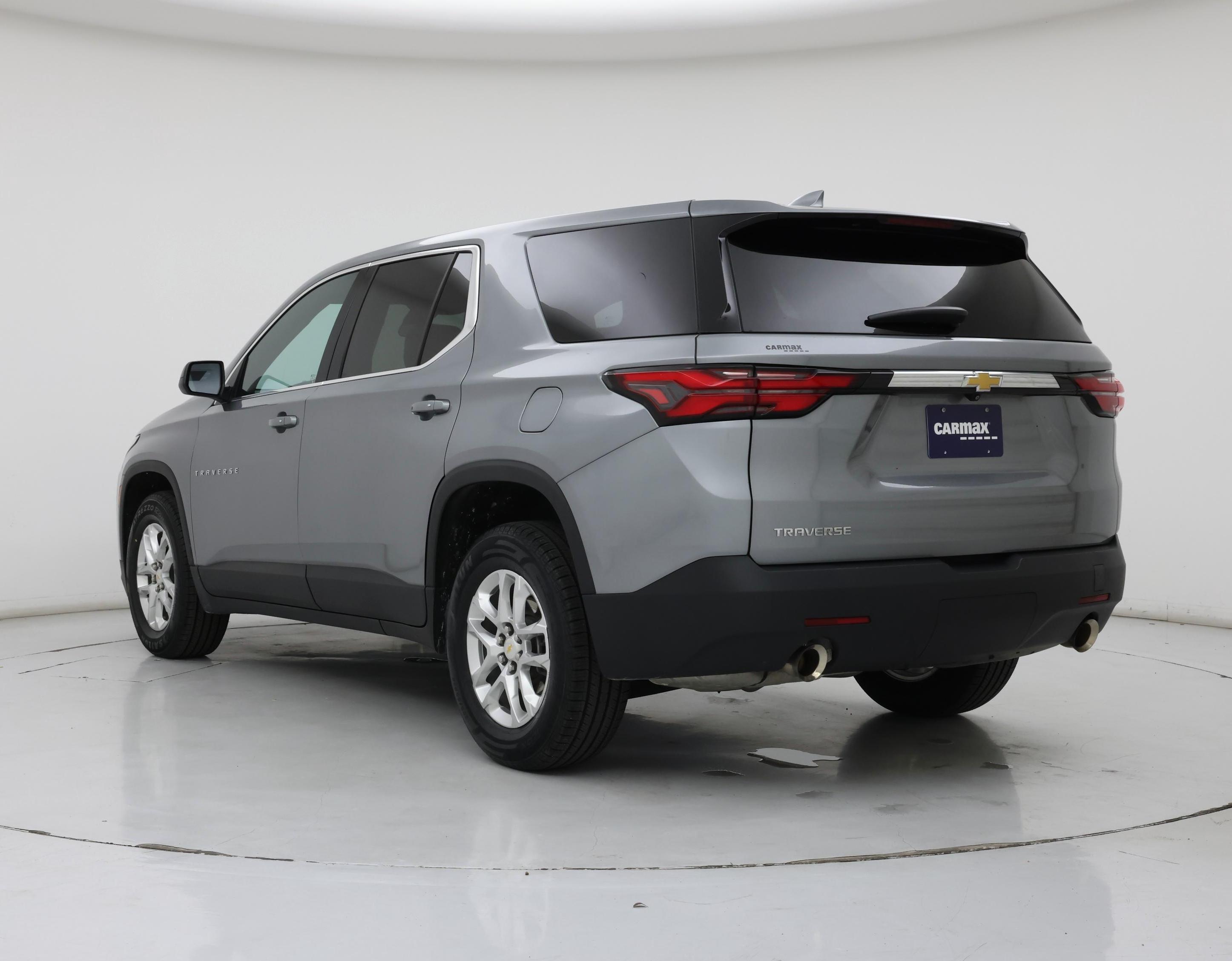 Thumbnail: 2023 Chevrolet Traverse - 2