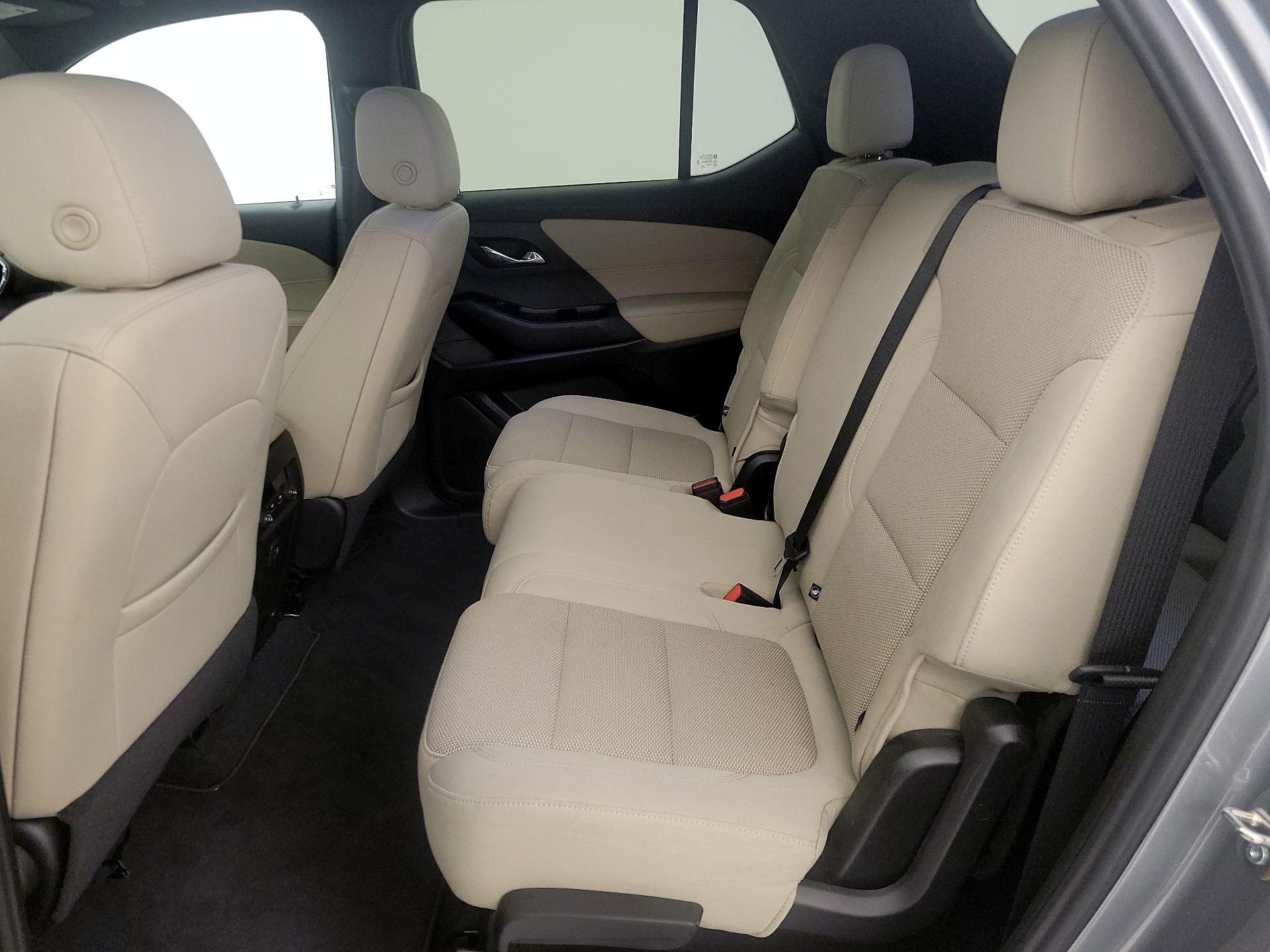 Thumbnail: 2023 Chevrolet Traverse - 20