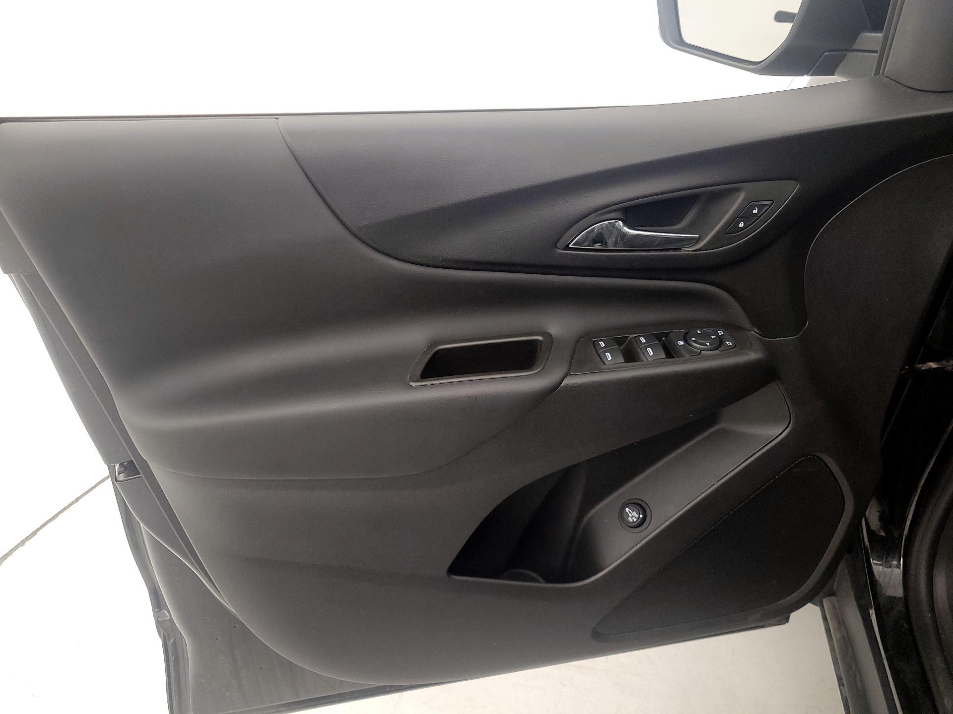 Thumbnail: 2024 Chevrolet Equinox - 12