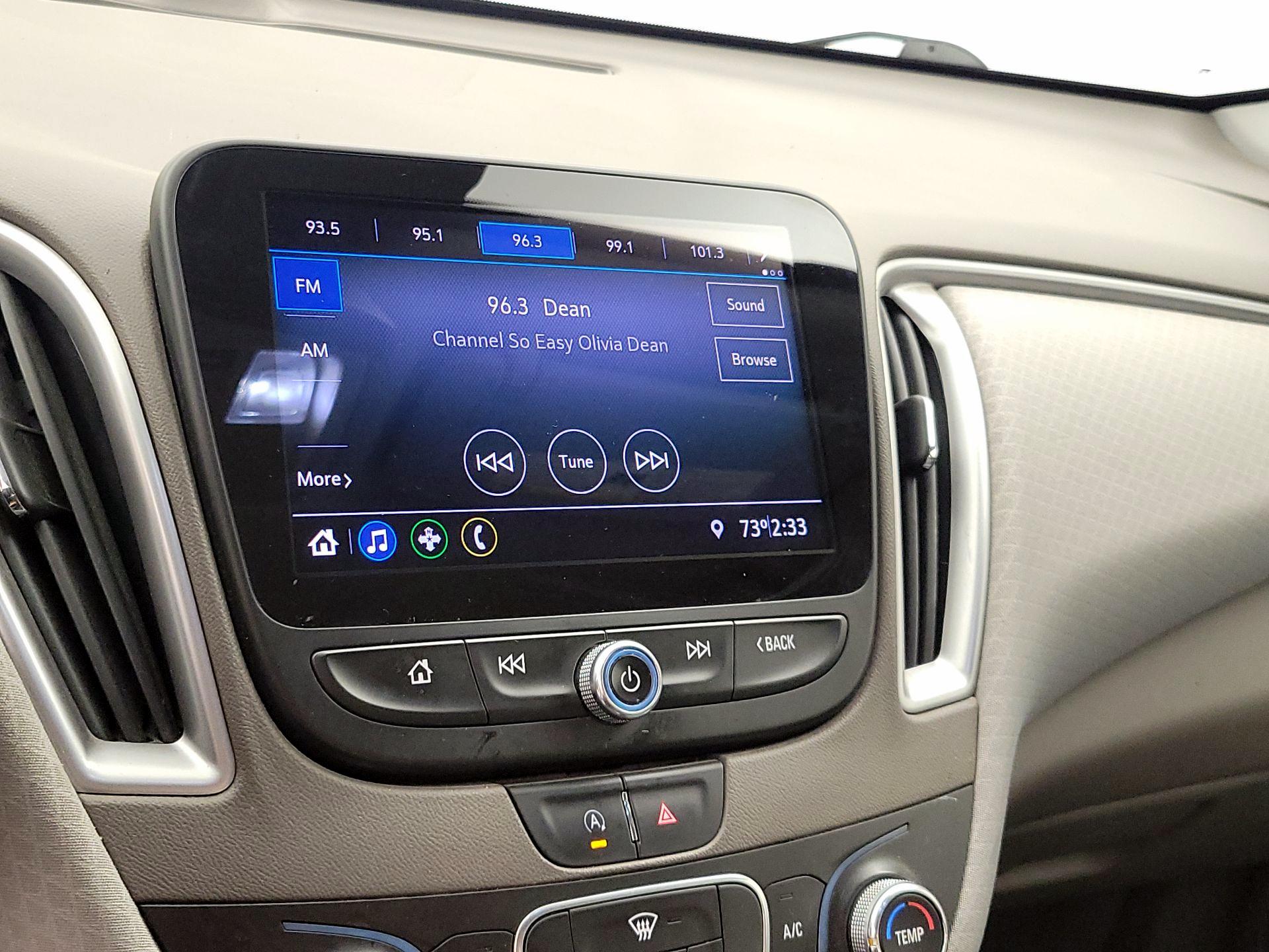 Thumbnail: 2020 Chevrolet Malibu - 15