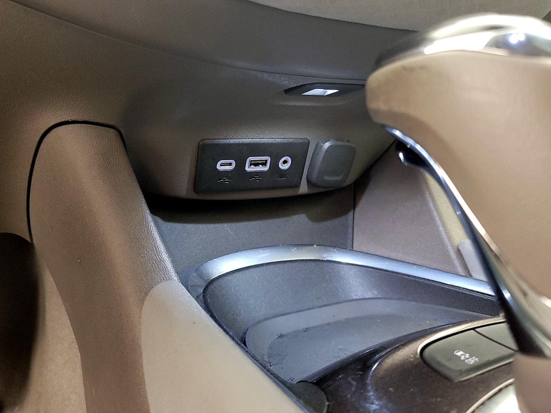 Thumbnail: 2020 Chevrolet Malibu - 18