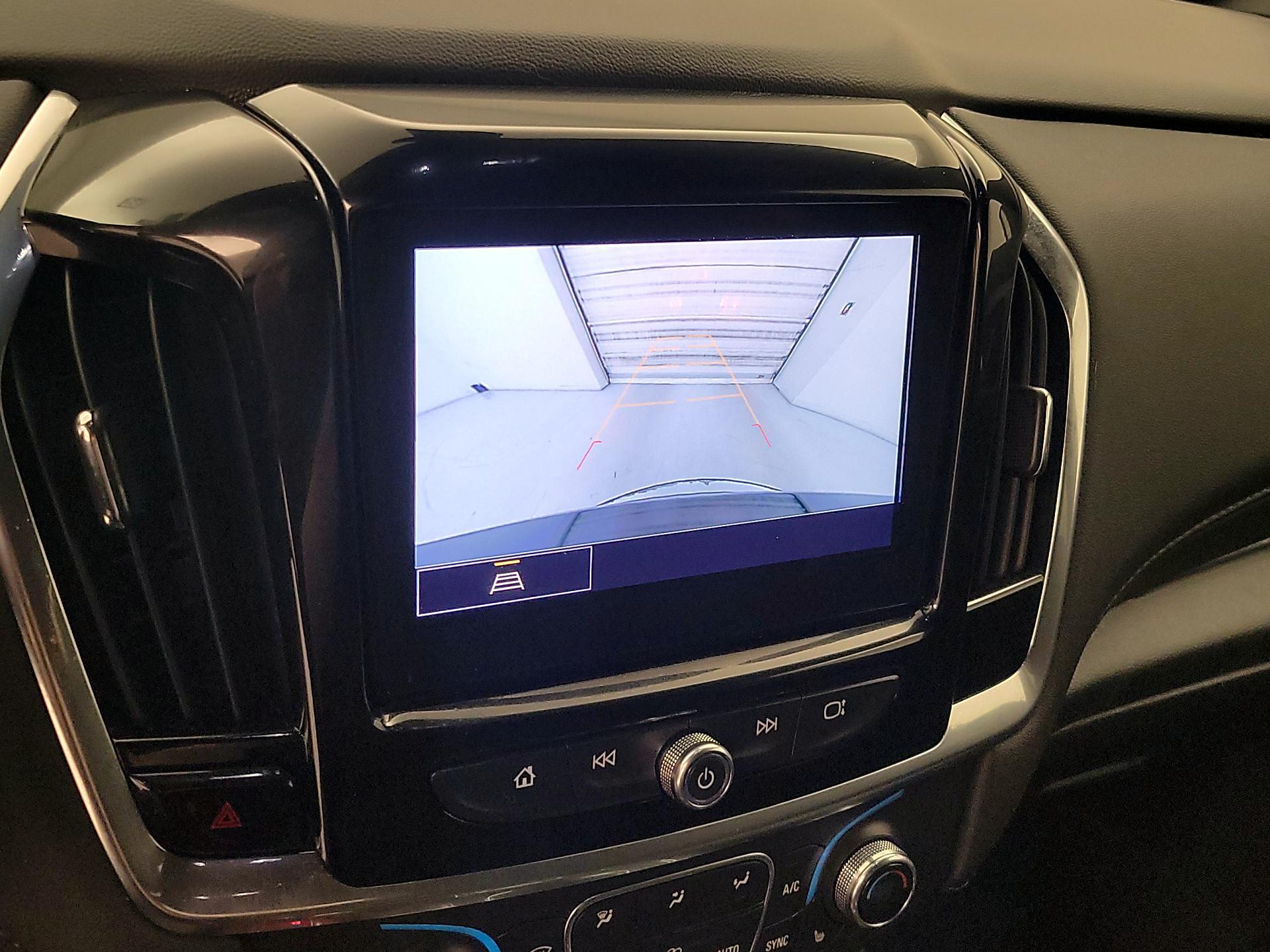 Thumbnail: 2023 Chevrolet Traverse - 14