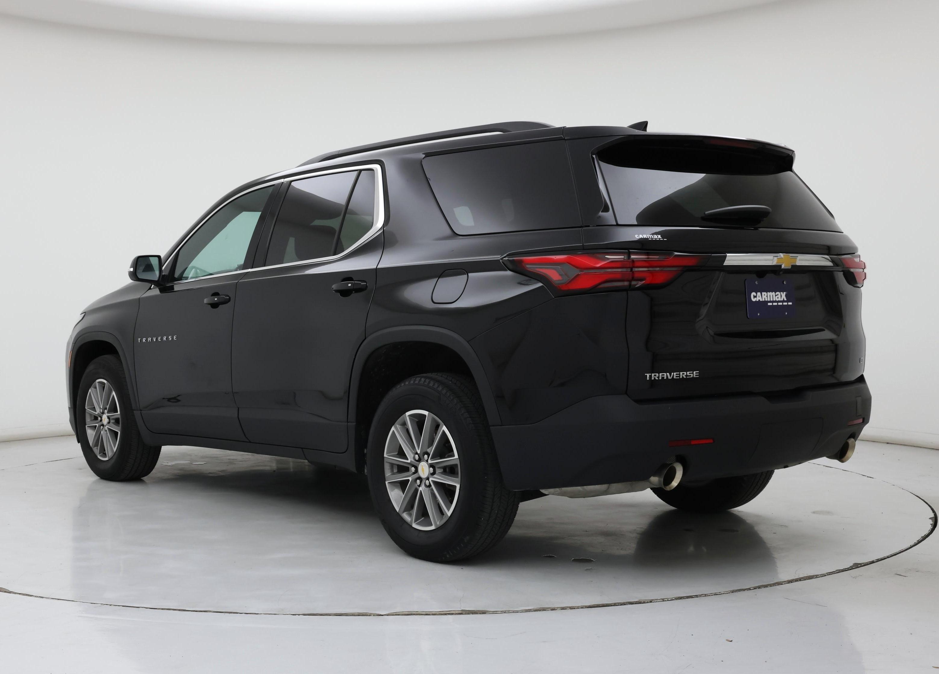 Thumbnail: 2023 Chevrolet Traverse - 2