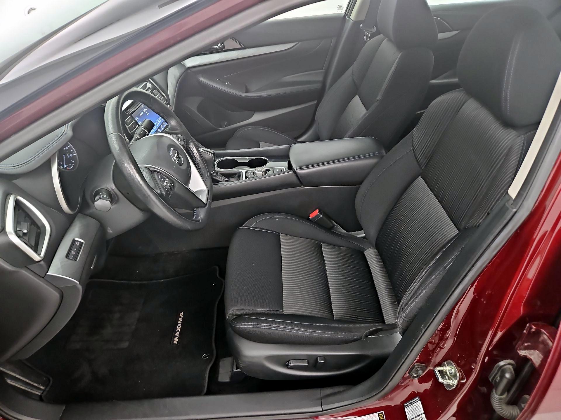 Thumbnail: 2016 Nissan Maxima - 11