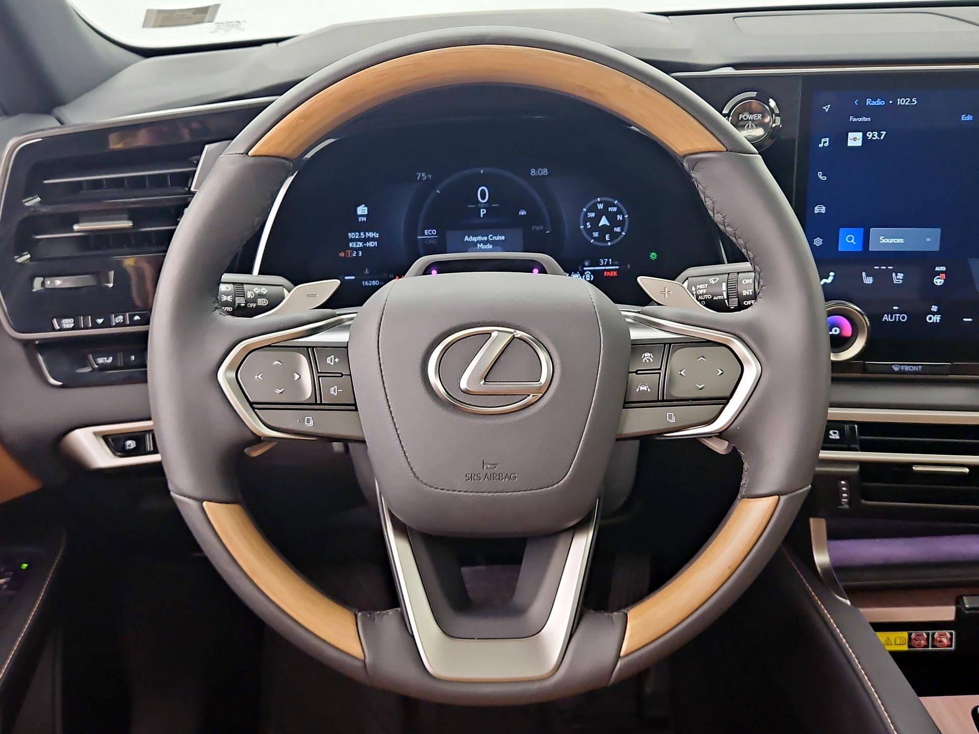 Thumbnail: 2025 Lexus RX - 10