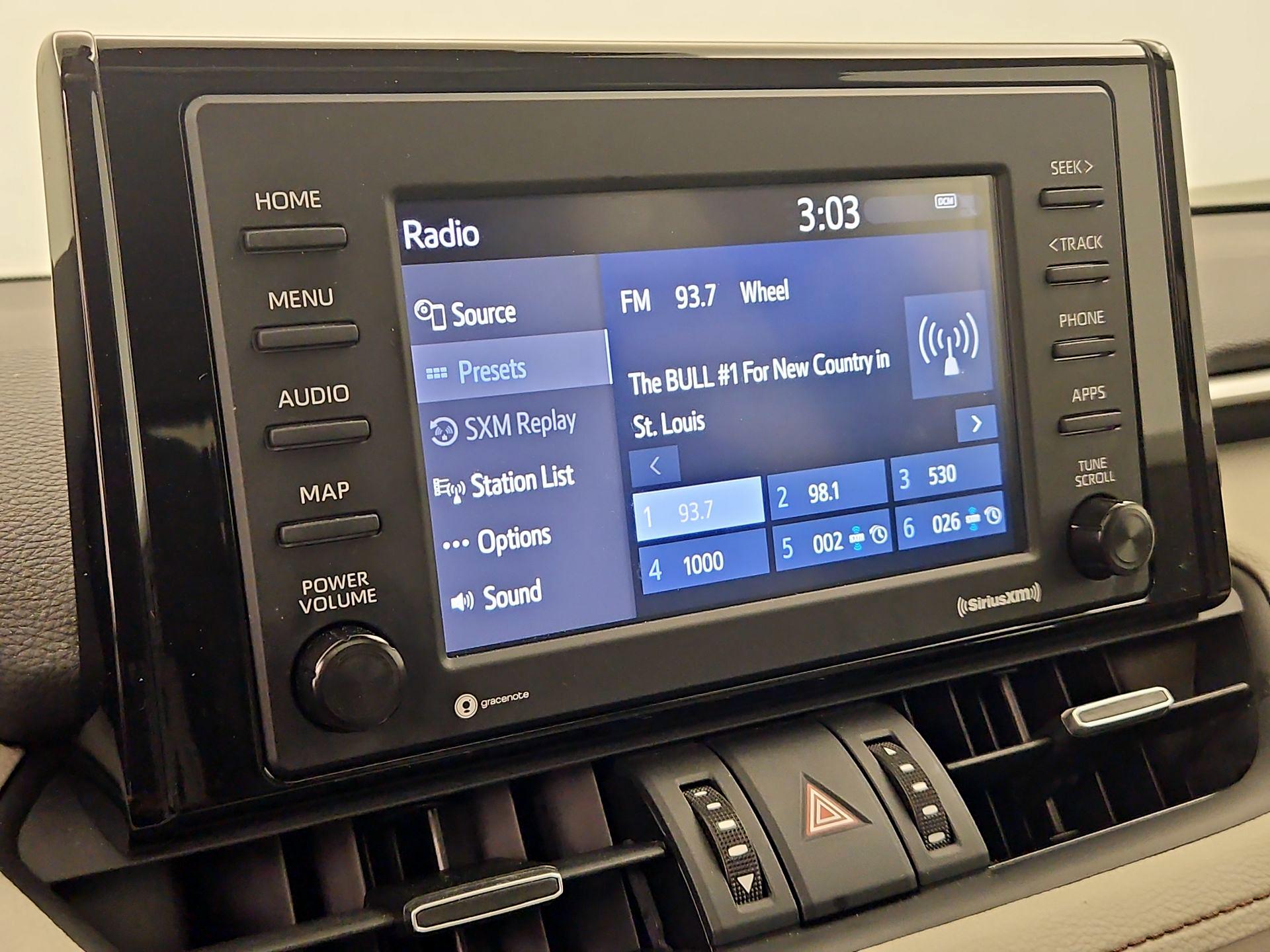 Thumbnail: 2021 Toyota RAV4 - 15