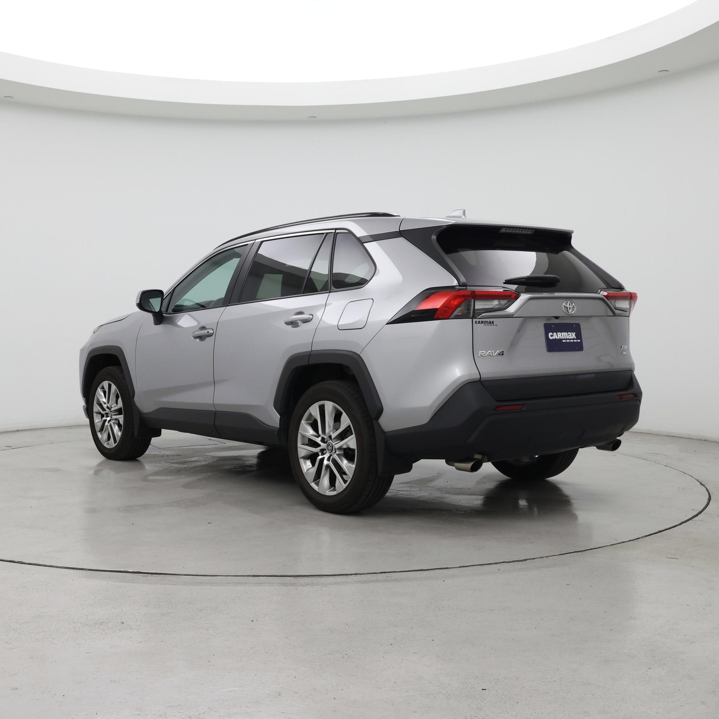 Thumbnail: 2021 Toyota RAV4 - 2