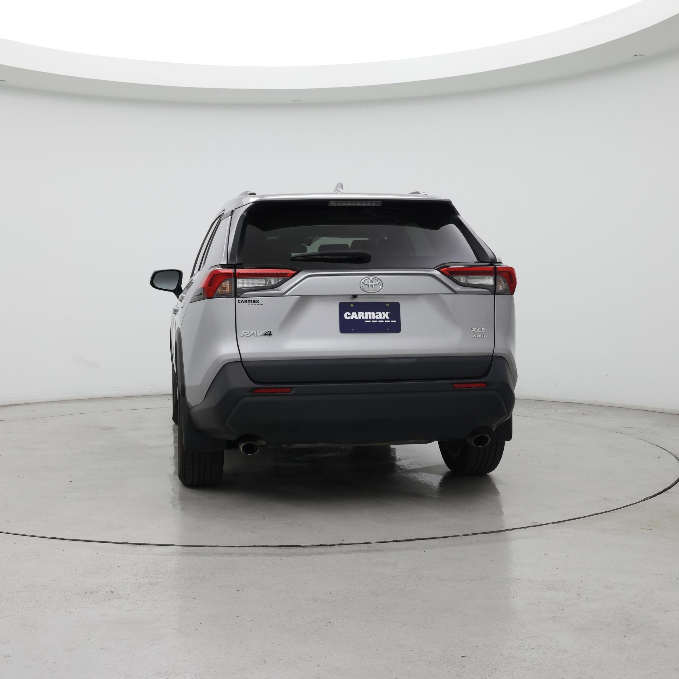 Thumbnail: 2021 Toyota RAV4 - 6