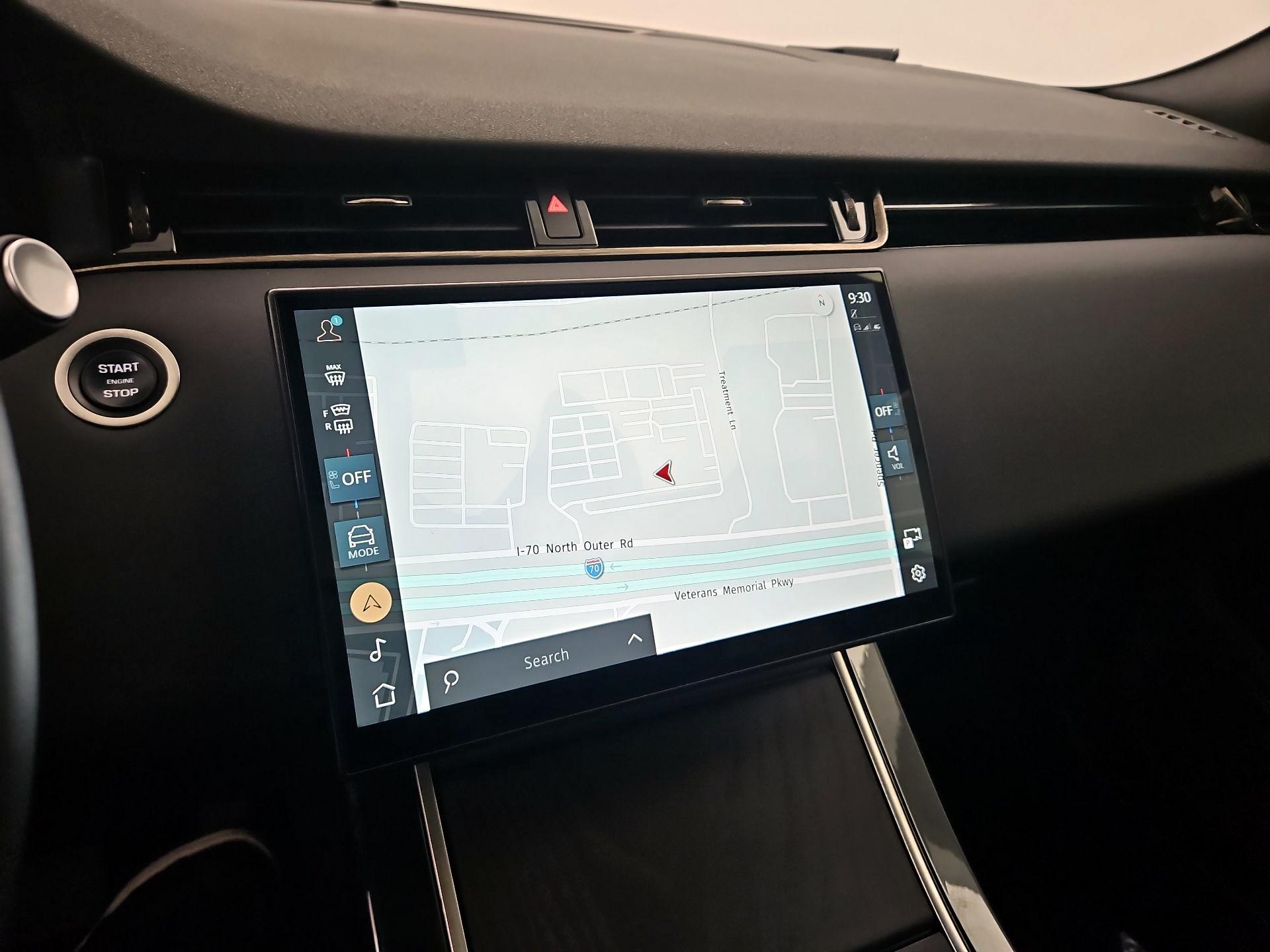 Thumbnail: 2024 Land Rover Range Rover Evoque - 14