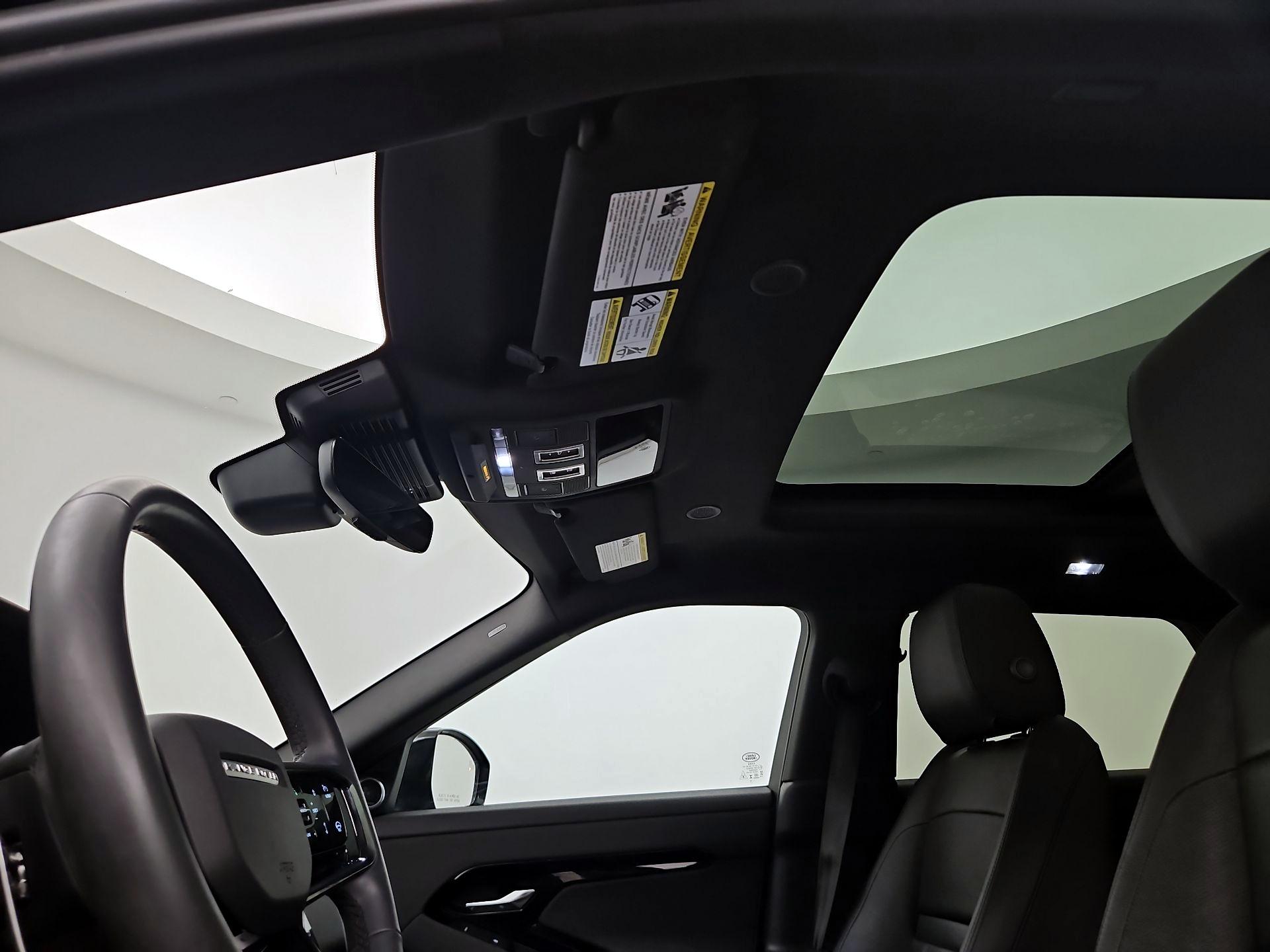 Thumbnail: 2024 Land Rover Range Rover Evoque - 20