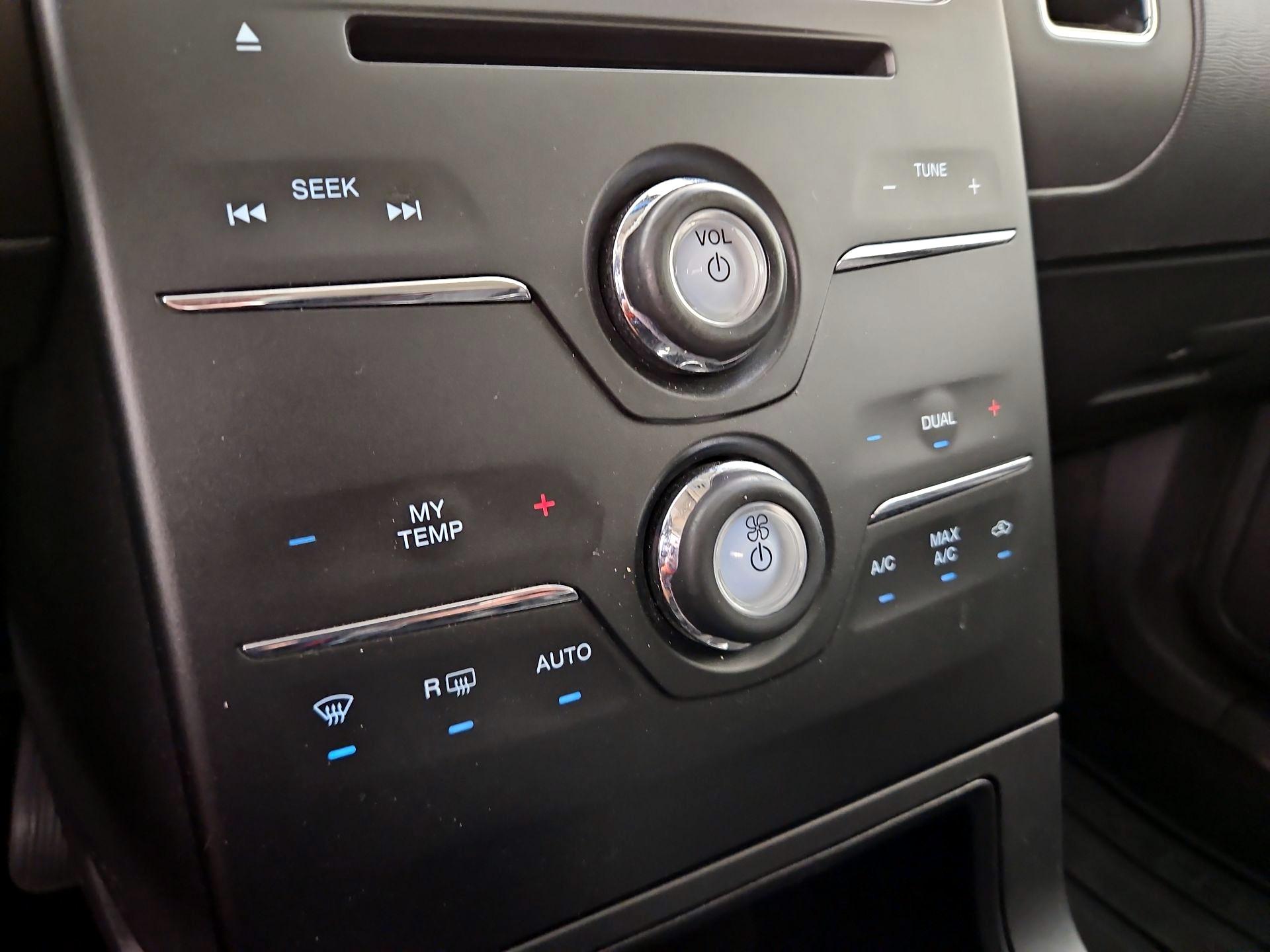 Thumbnail: 2015 Ford Flex - 17