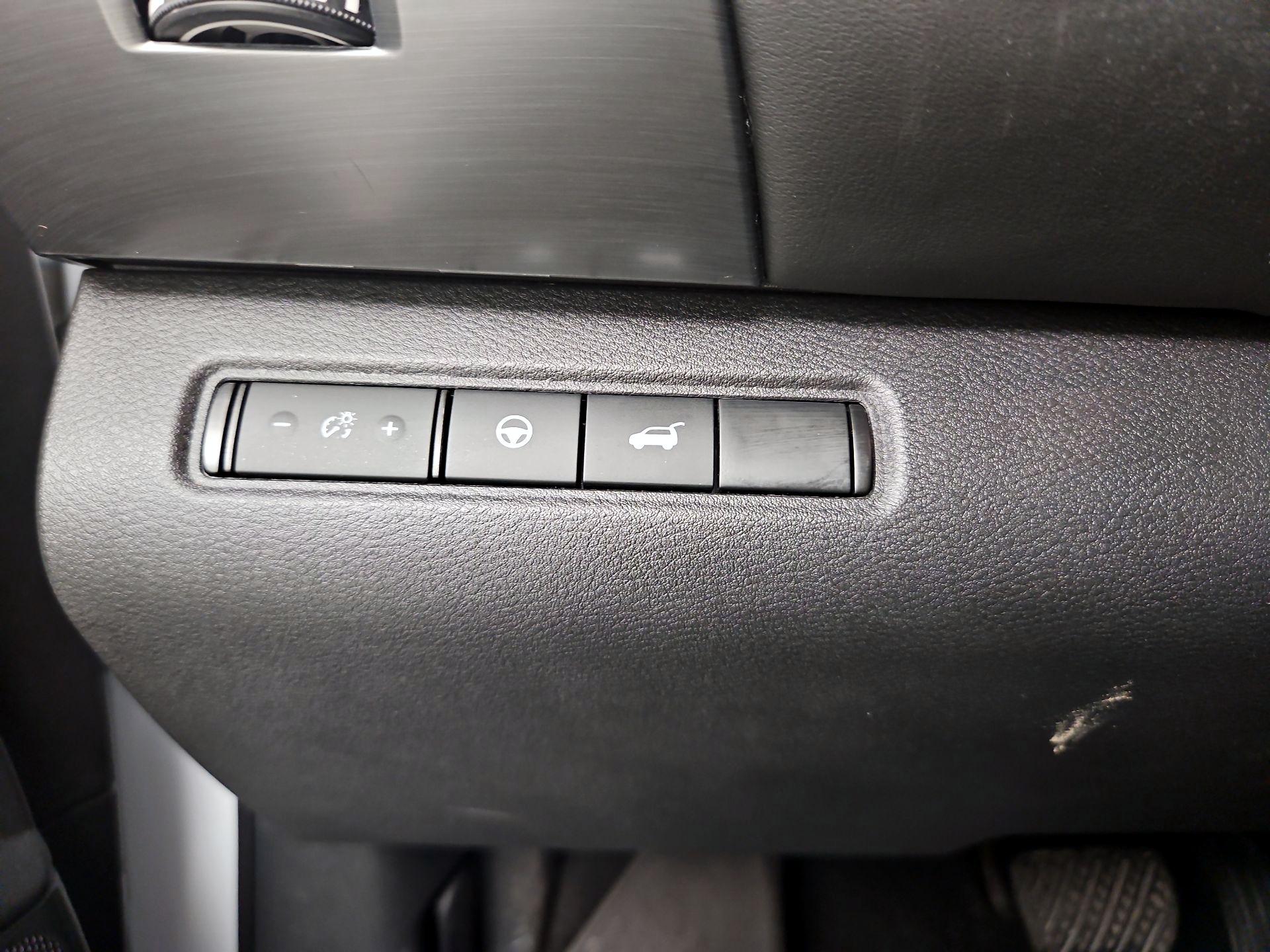 Thumbnail: 2025 Nissan Pathfinder - 13