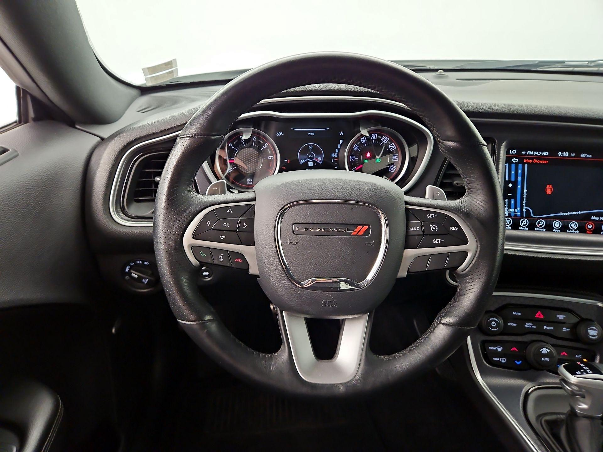 Thumbnail: 2017 Dodge Challenger - 10