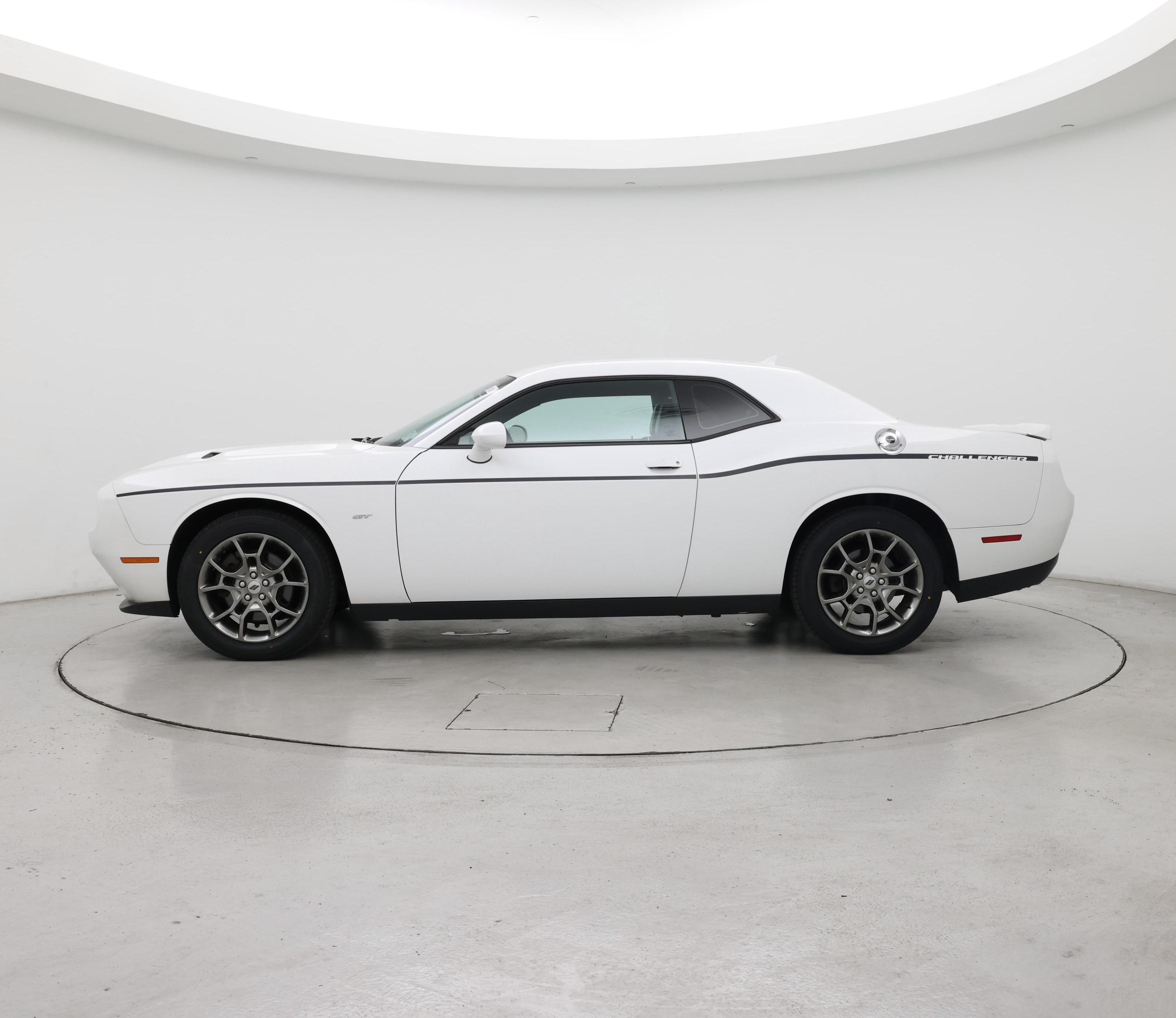 Thumbnail: 2017 Dodge Challenger - 3