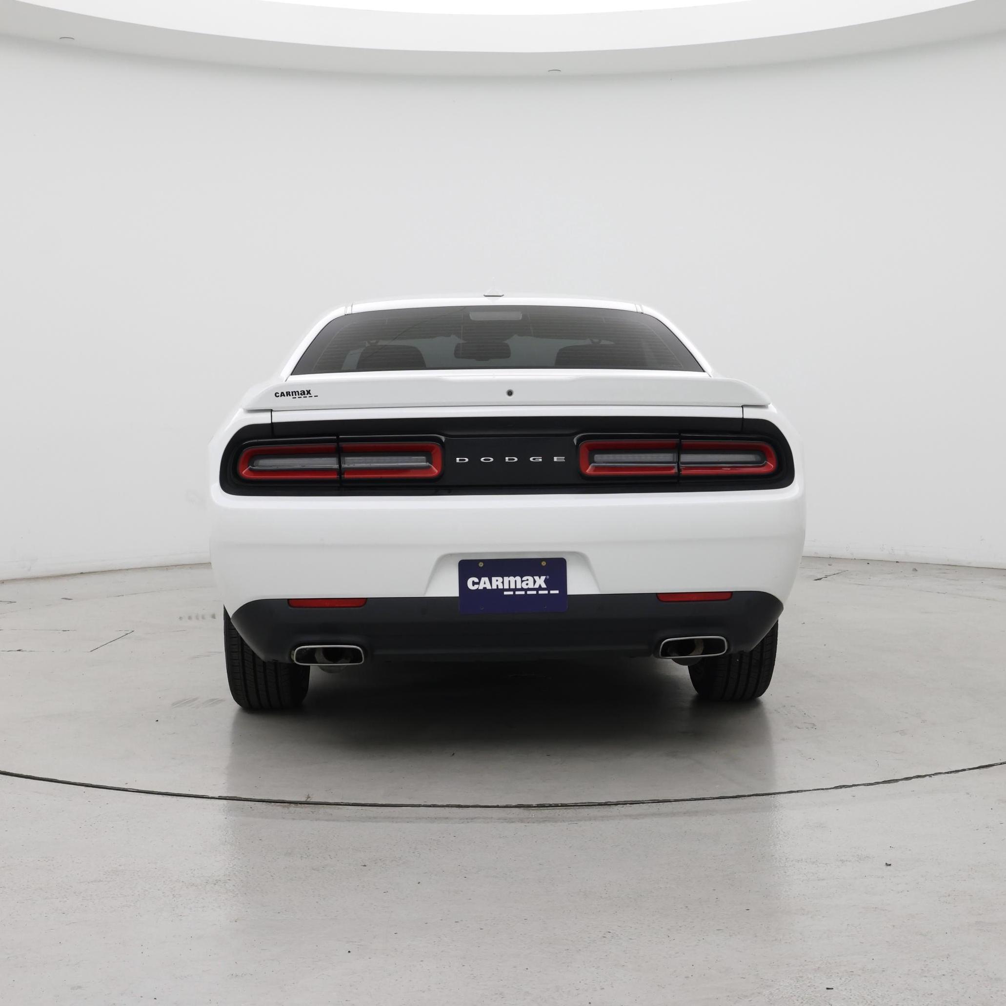 Thumbnail: 2017 Dodge Challenger - 6