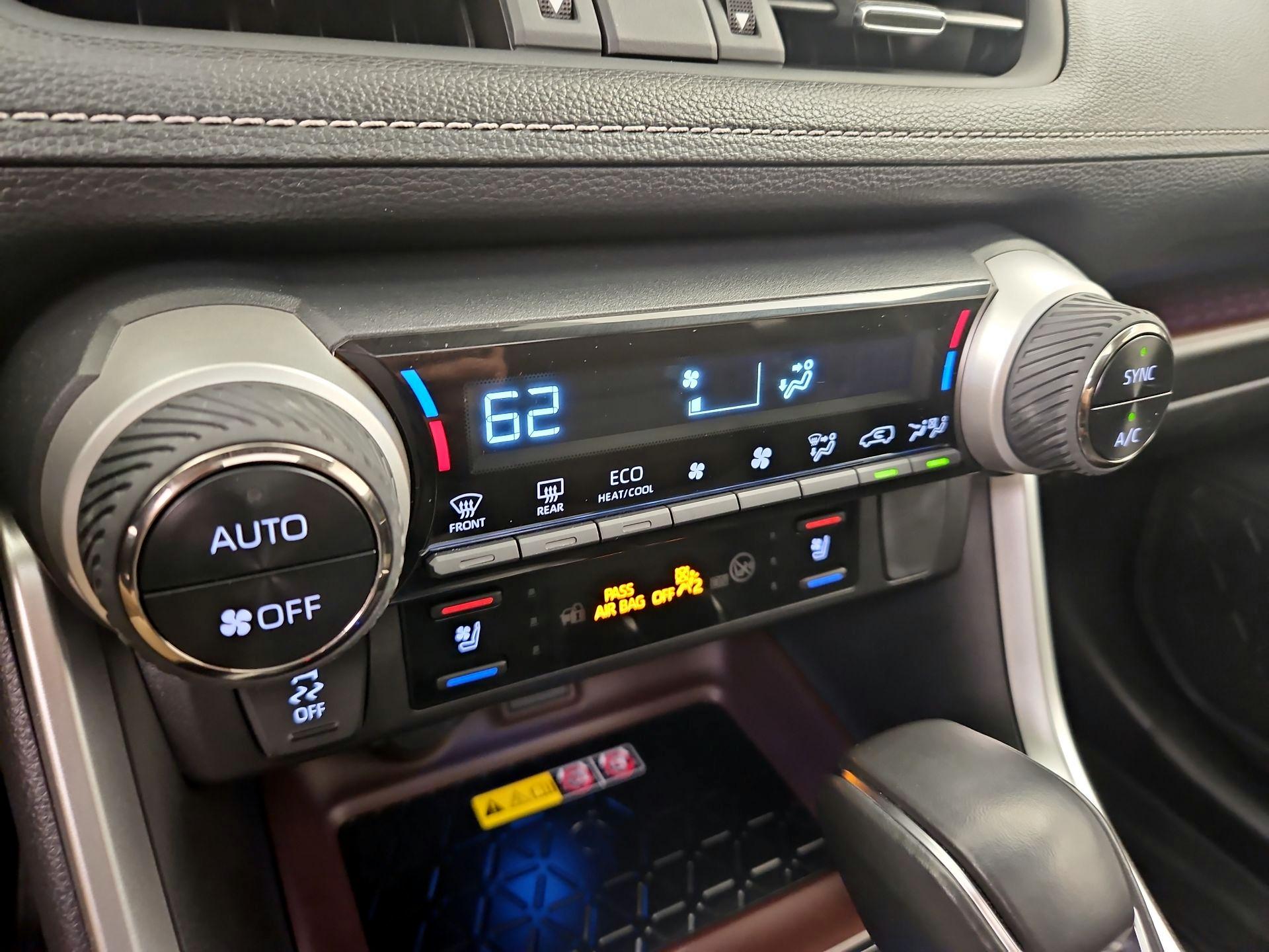 Thumbnail: 2024 Toyota RAV4 - 16