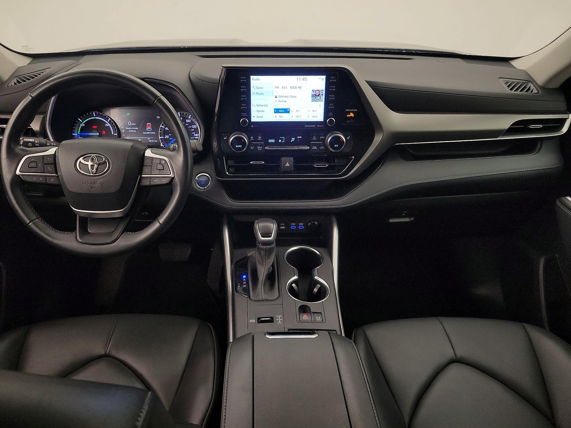 Thumbnail: 2022 Toyota Highlander - 9