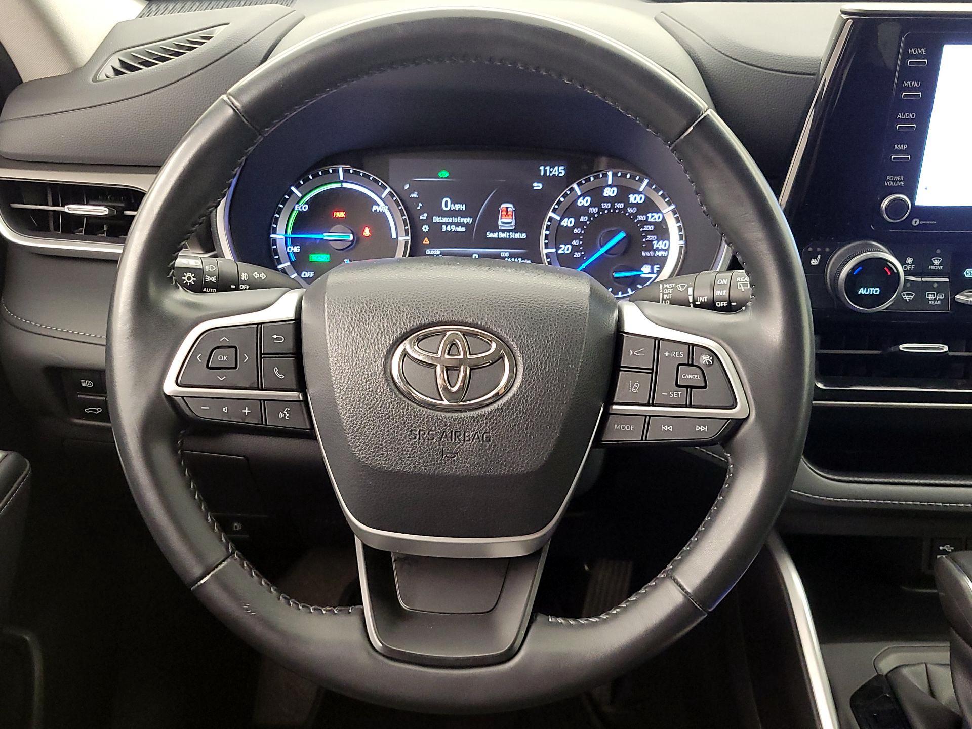 Thumbnail: 2022 Toyota Highlander - 10