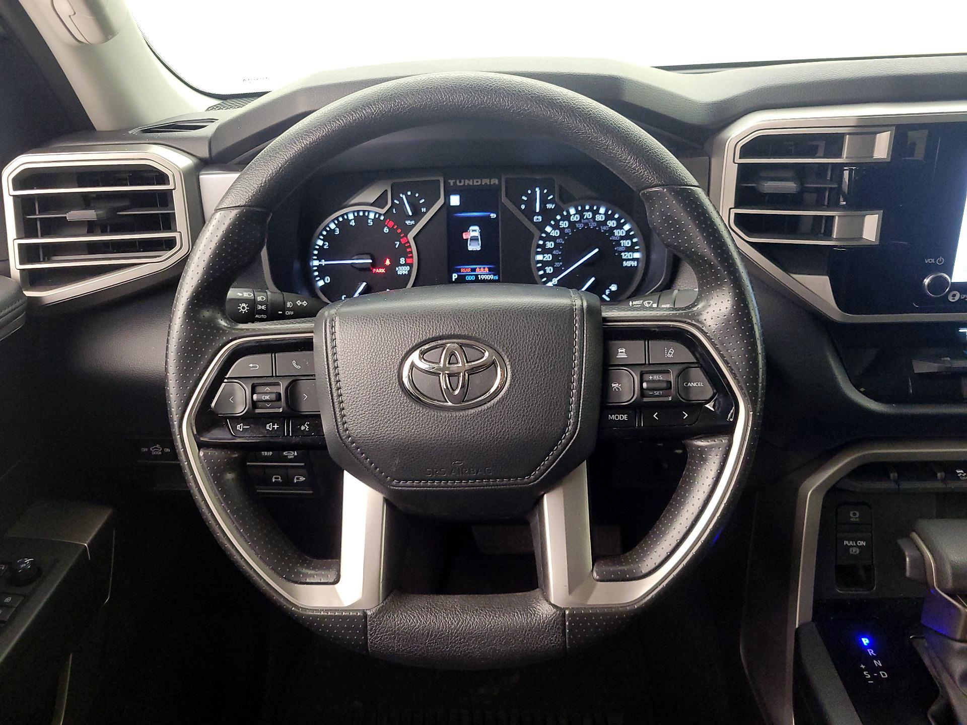 Thumbnail: 2022 Toyota Tundra - 10