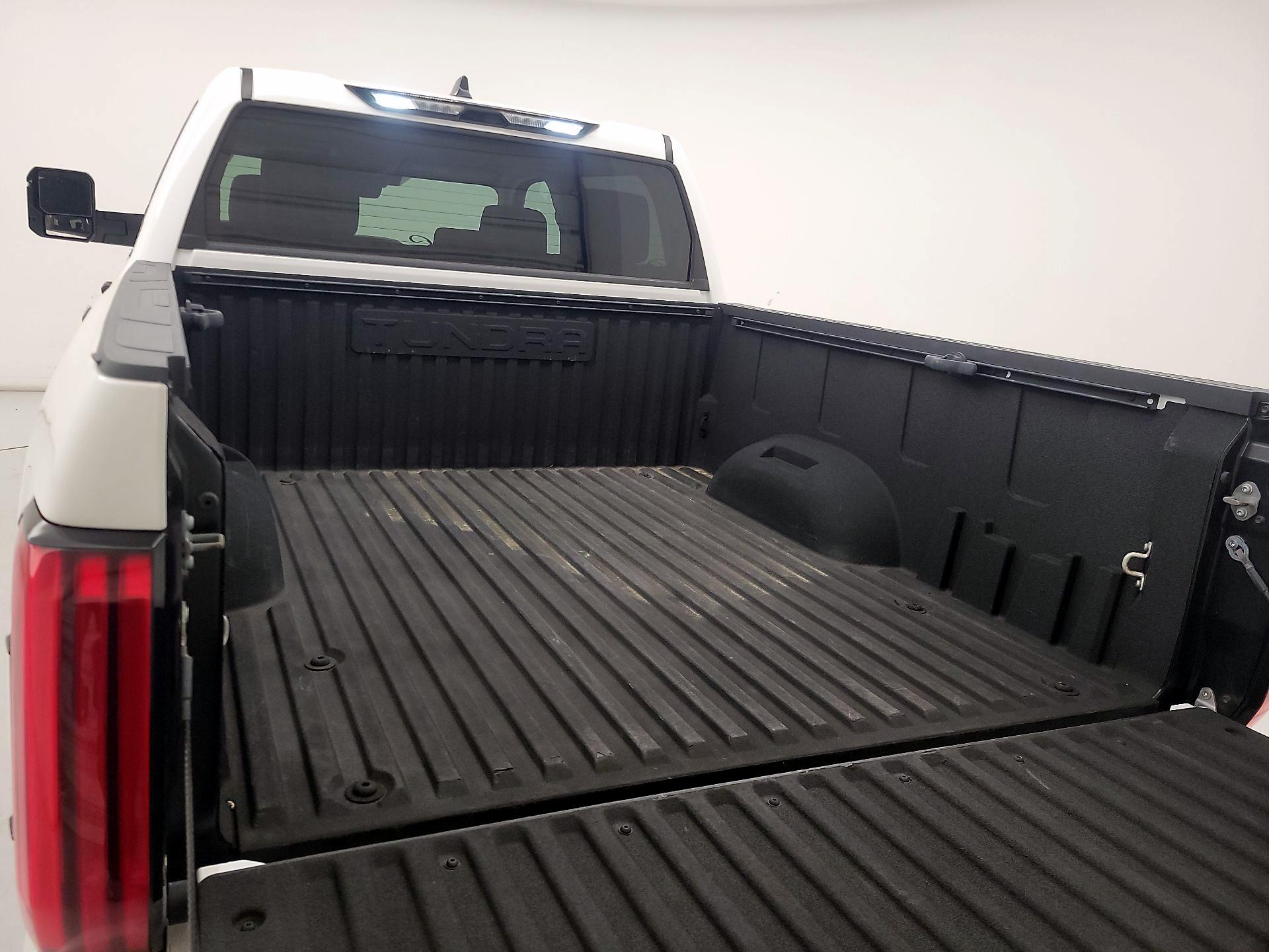 Thumbnail: 2022 Toyota Tundra - 20