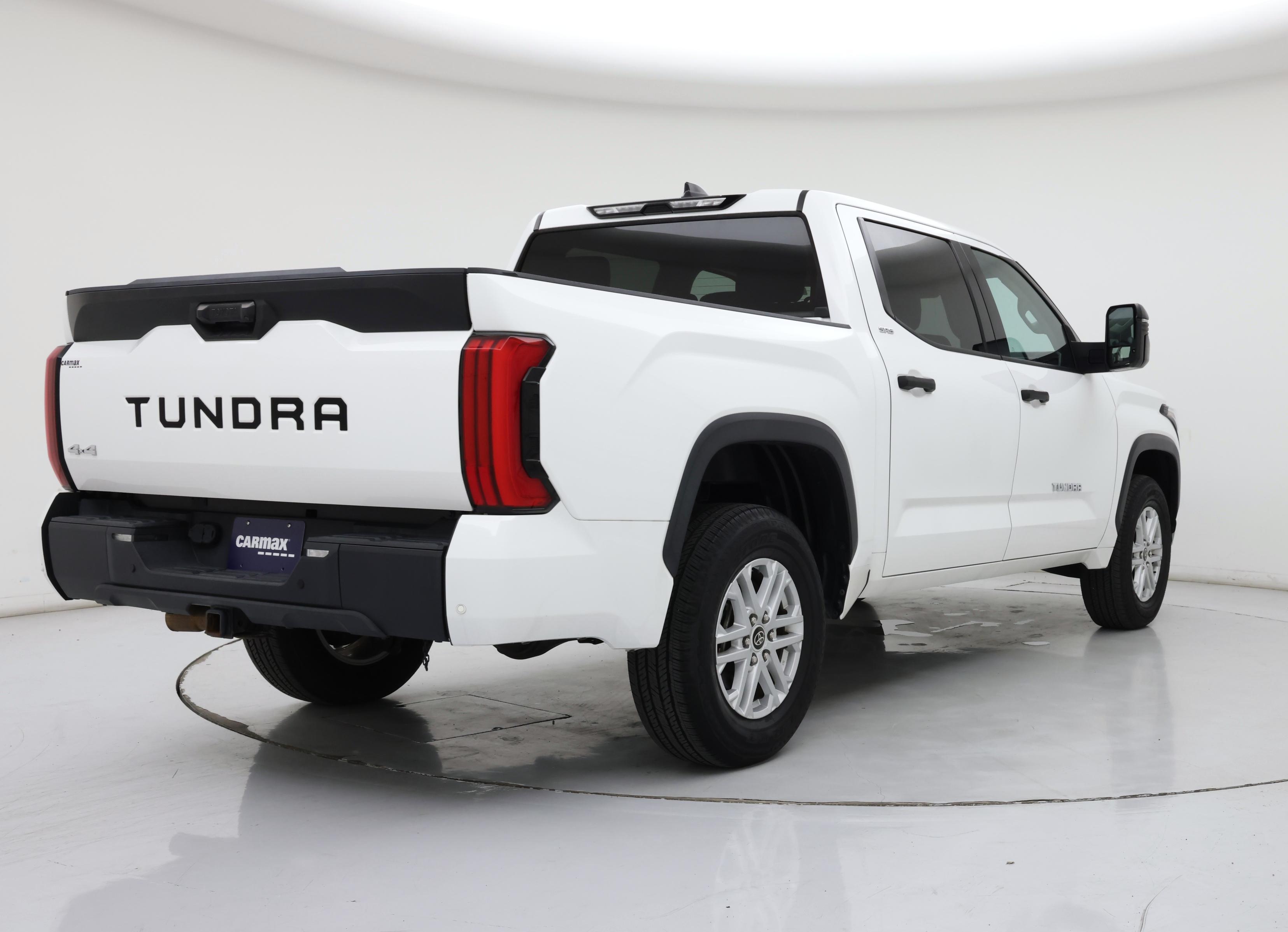 Thumbnail: 2022 Toyota Tundra - 8