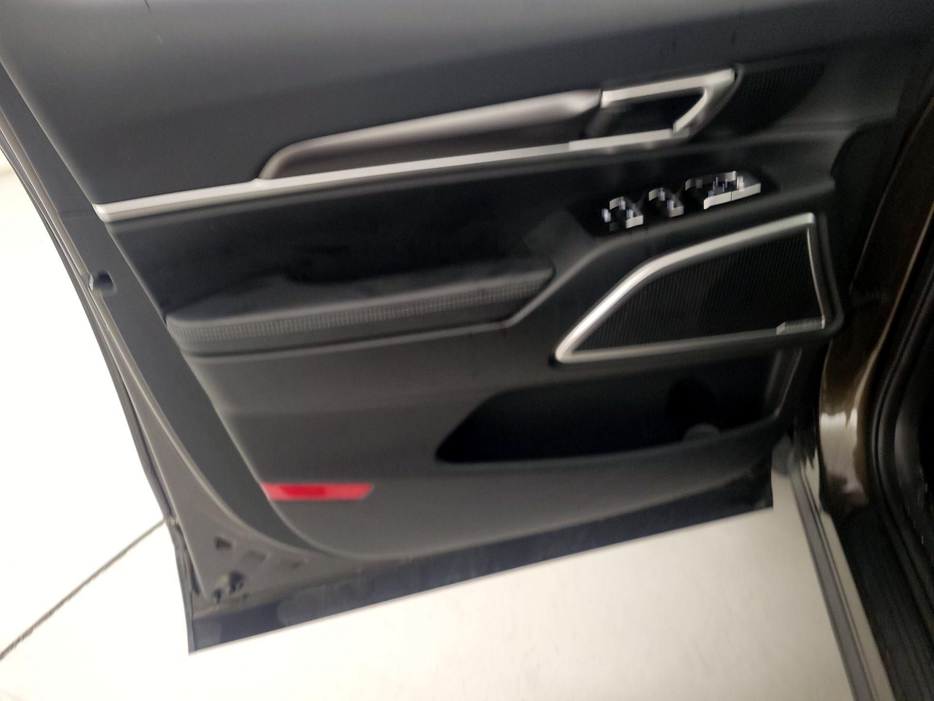 Thumbnail: 2025 Kia Telluride - 12