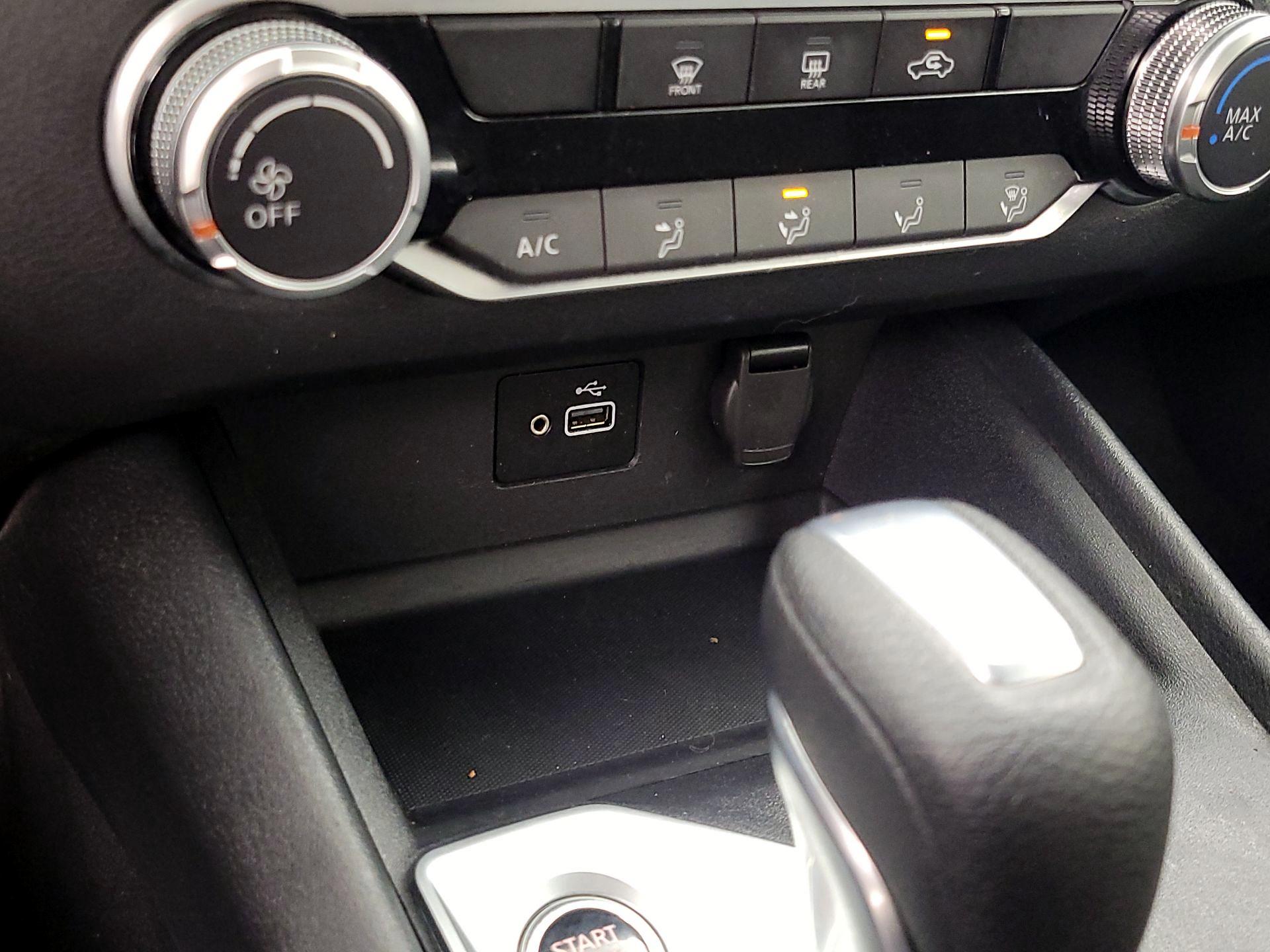 Thumbnail: 2022 Nissan Altima - 18