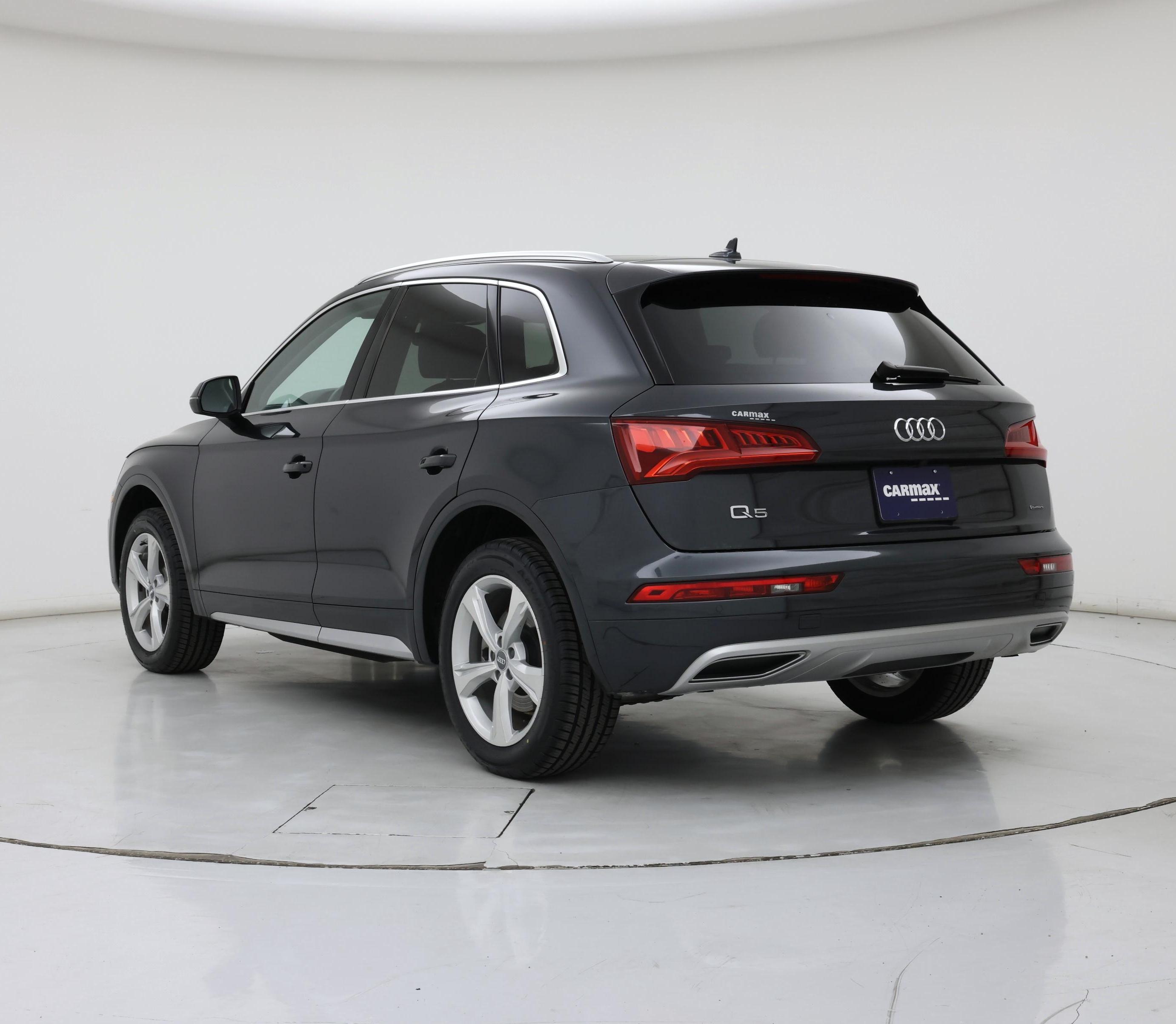 Thumbnail: 2020 Audi Q5 - 2