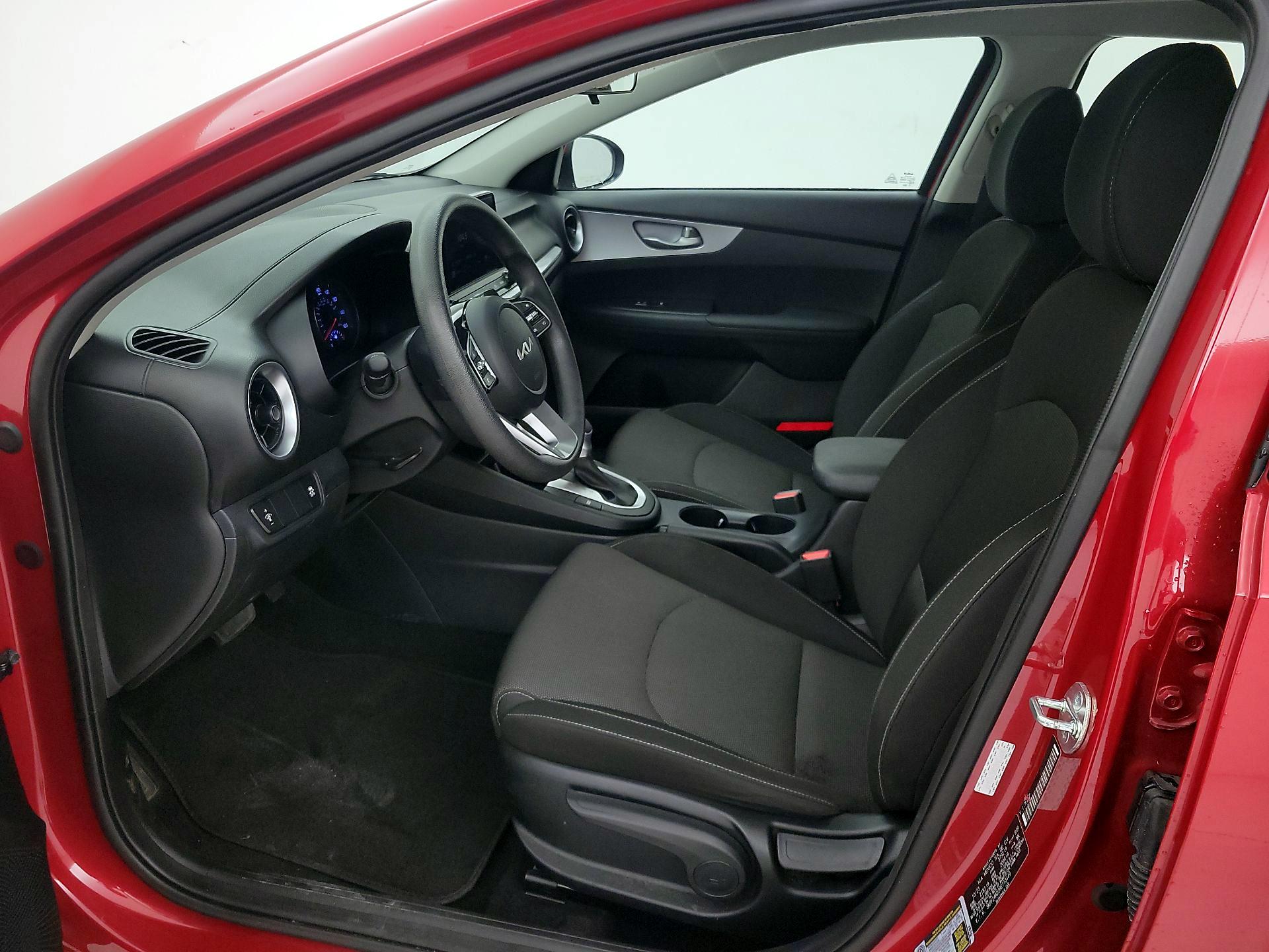 Thumbnail: 2024 Kia Forte - 11