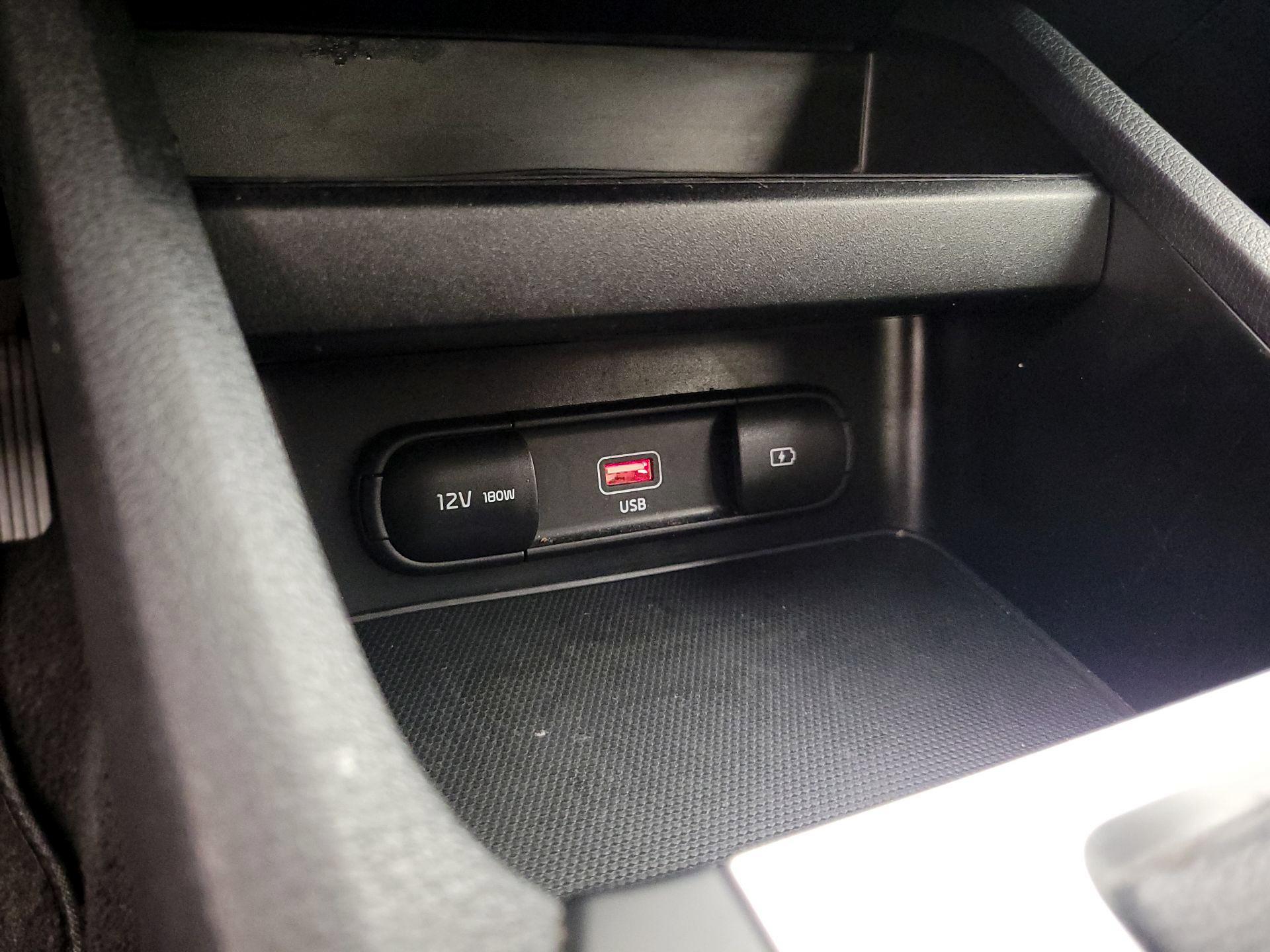 Thumbnail: 2024 Kia Forte - 18