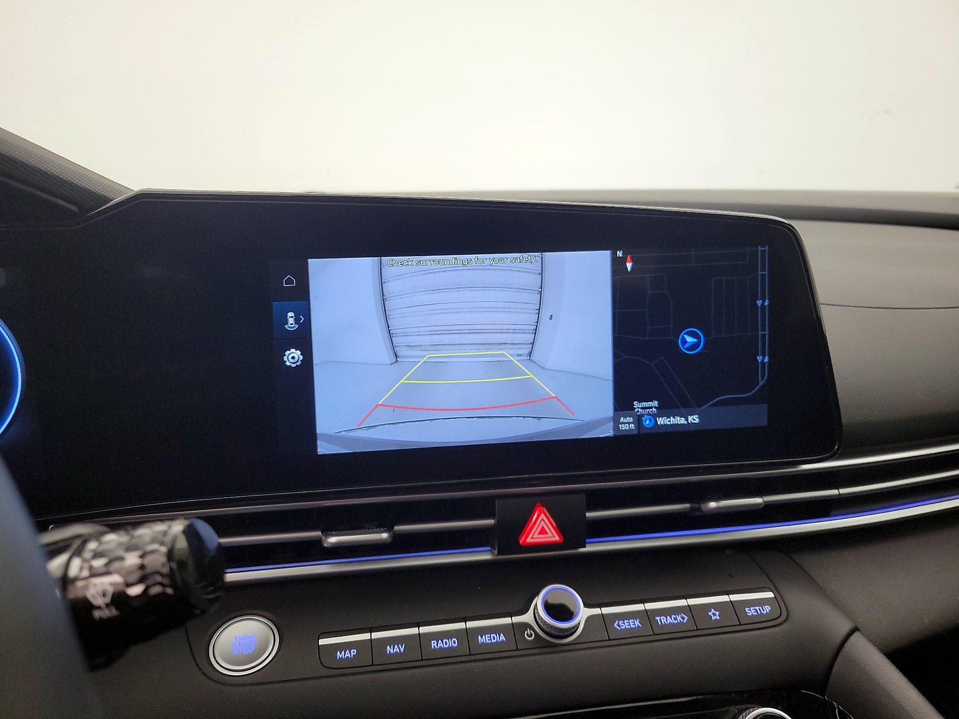 Thumbnail: 2025 Hyundai Elantra - 15