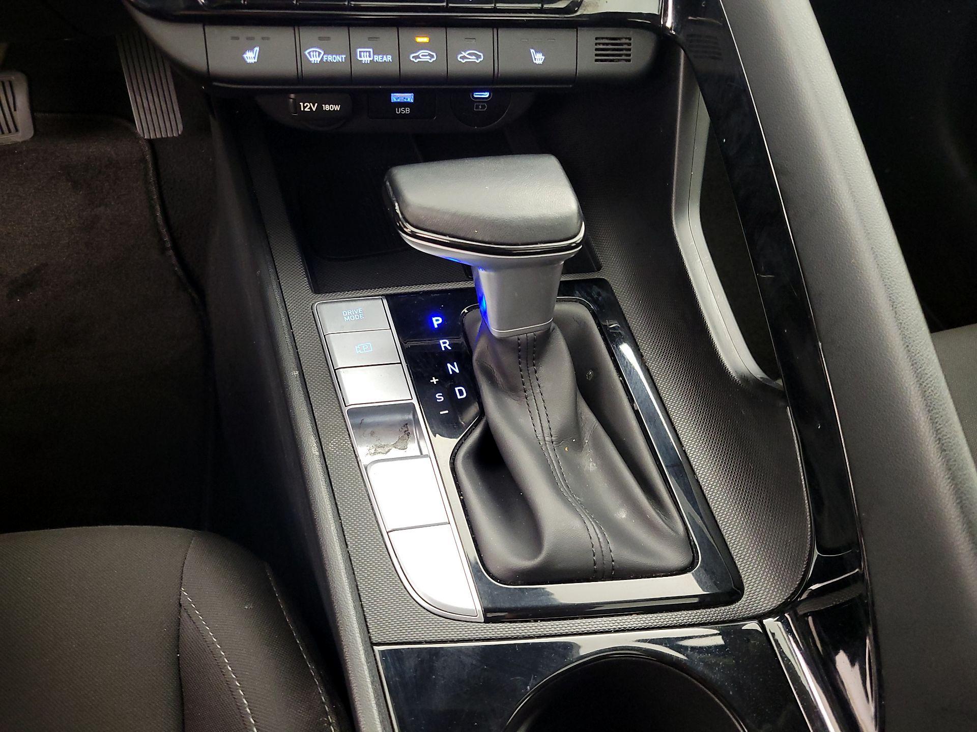 Thumbnail: 2025 Hyundai Elantra - 18