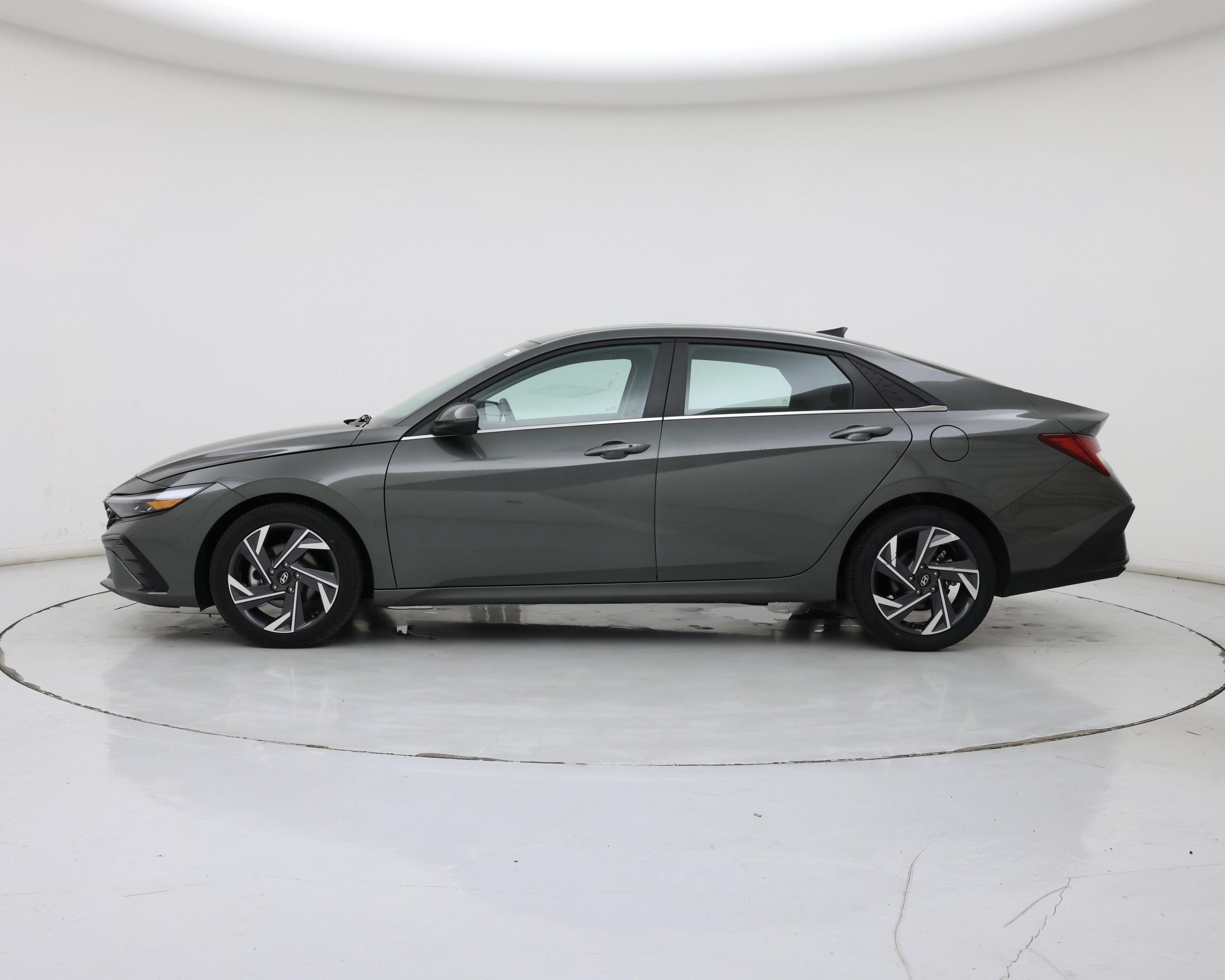 Thumbnail: 2025 Hyundai Elantra - 3