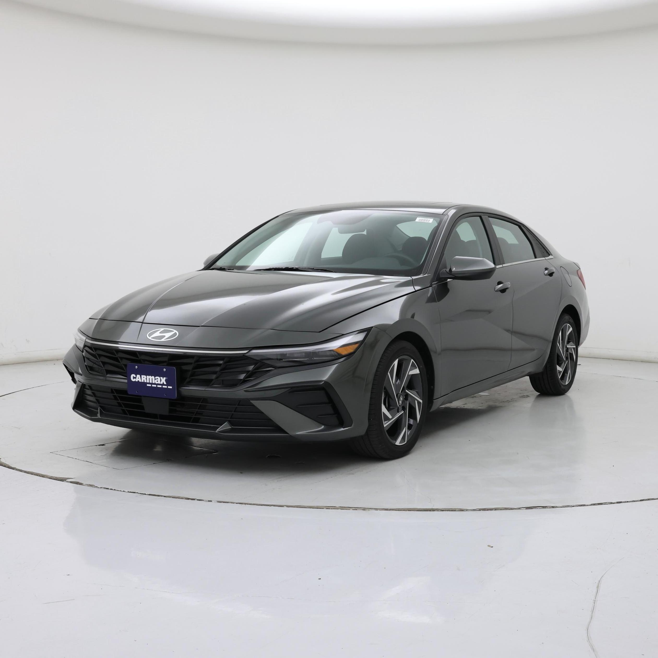 Thumbnail: 2025 Hyundai Elantra - 4