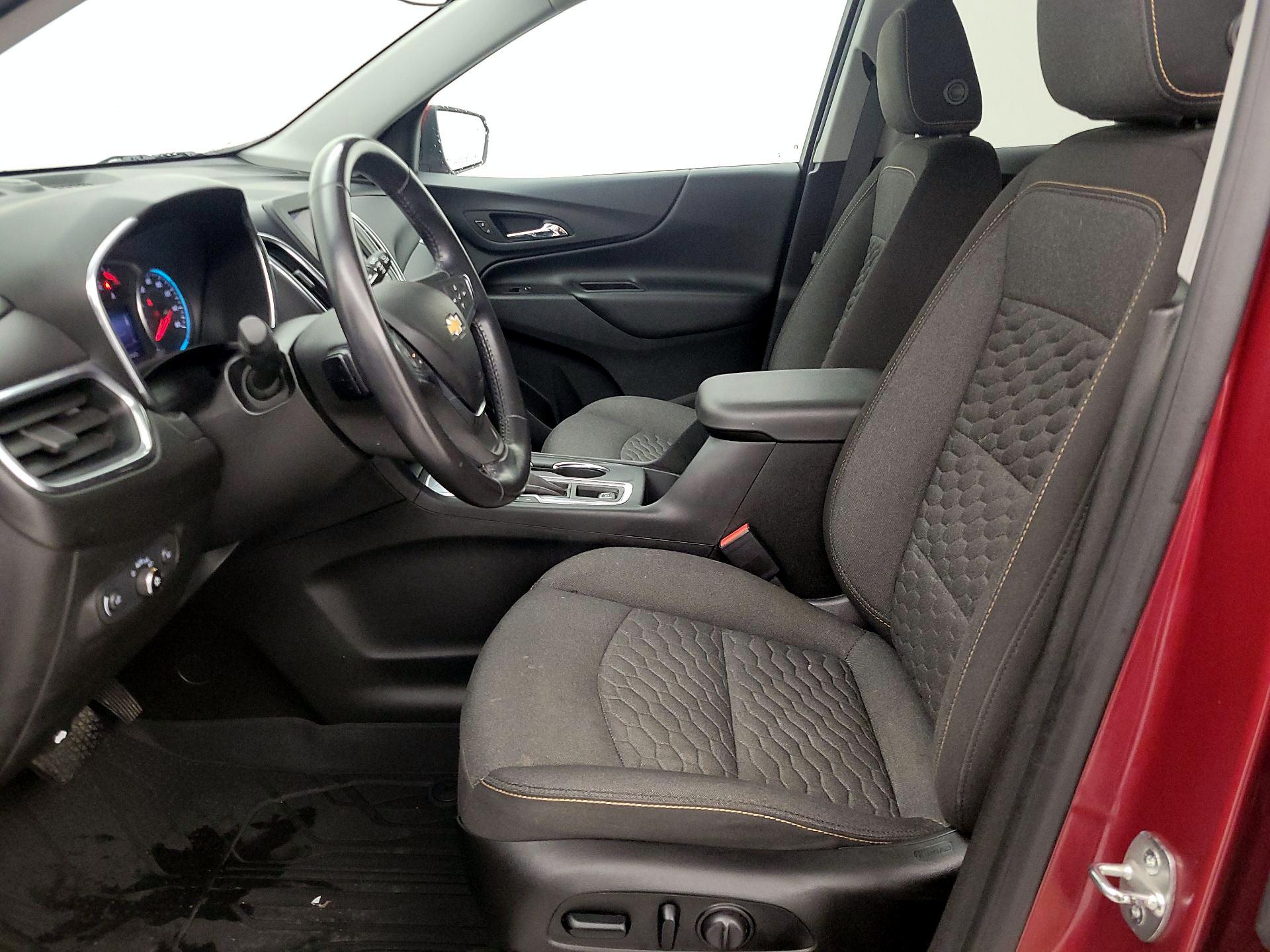 Thumbnail: 2021 Chevrolet Equinox - 11