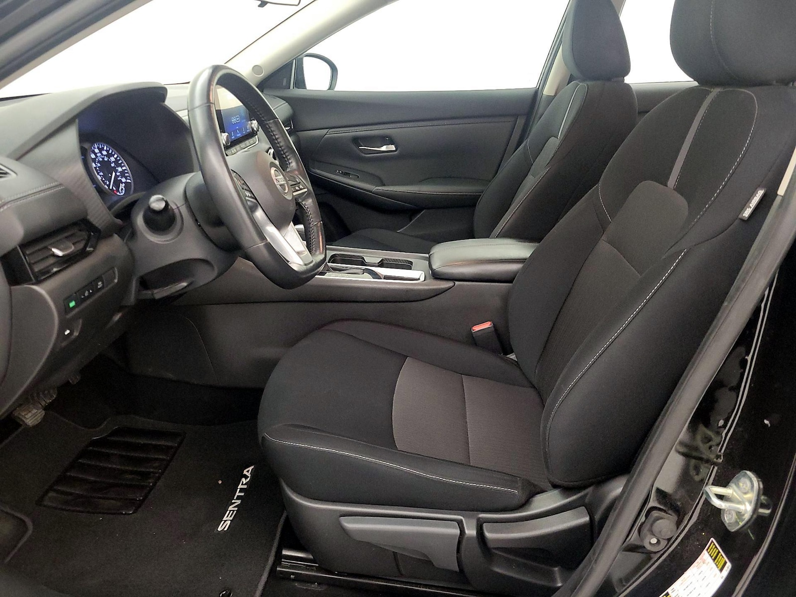 2022 Nissan Sentra SV - Photo 12